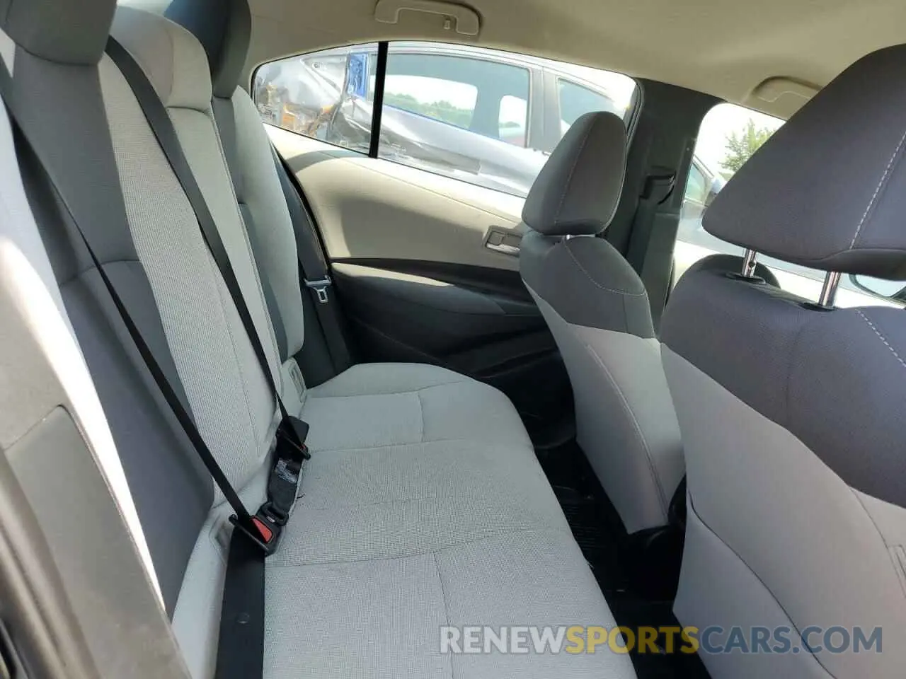 10 Photograph of a damaged car 5YFEPMAE3MP160176 TOYOTA COROLLA 2021