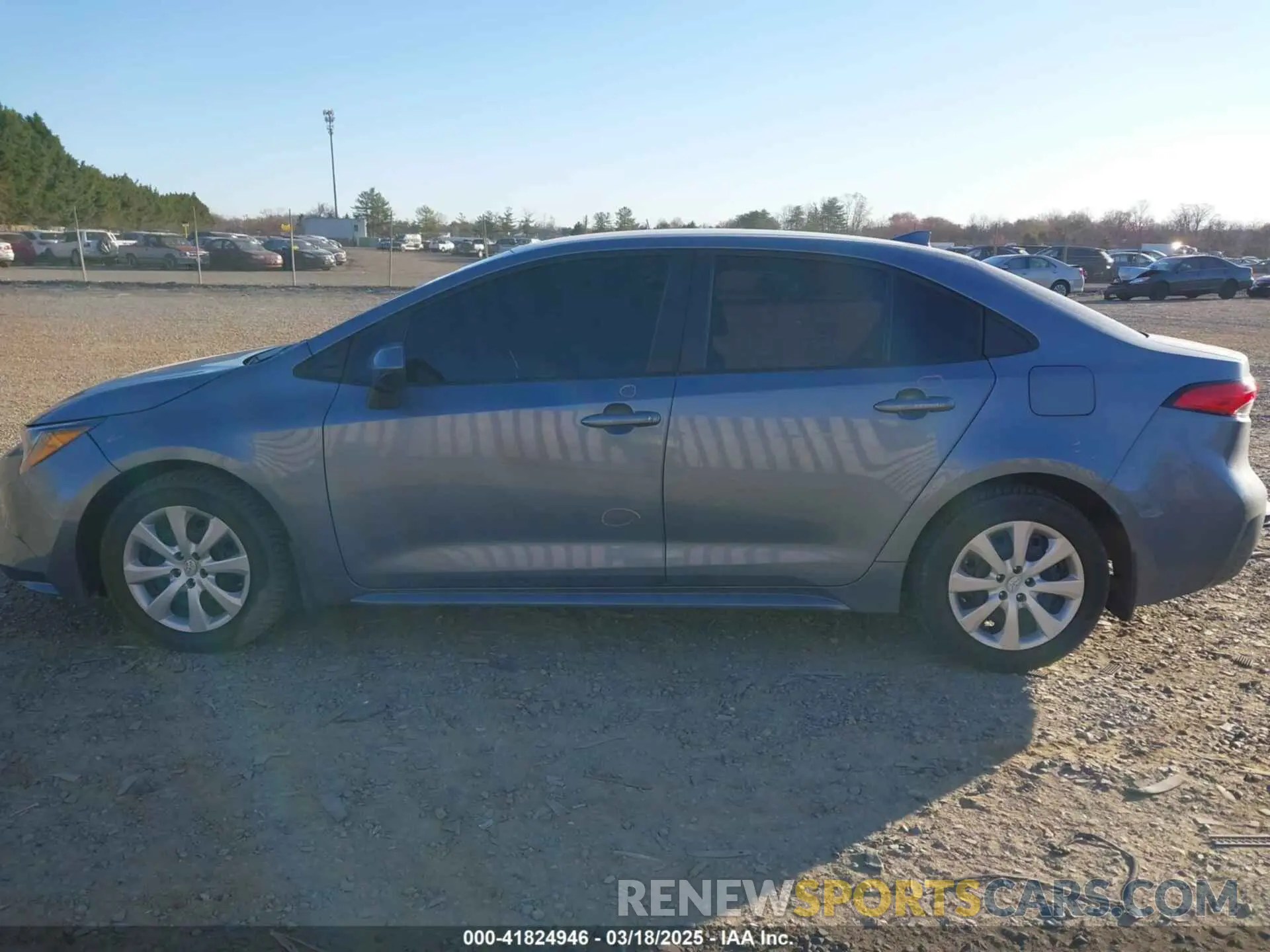 15 Photograph of a damaged car 5YFEPMAE3MP163711 TOYOTA COROLLA 2021