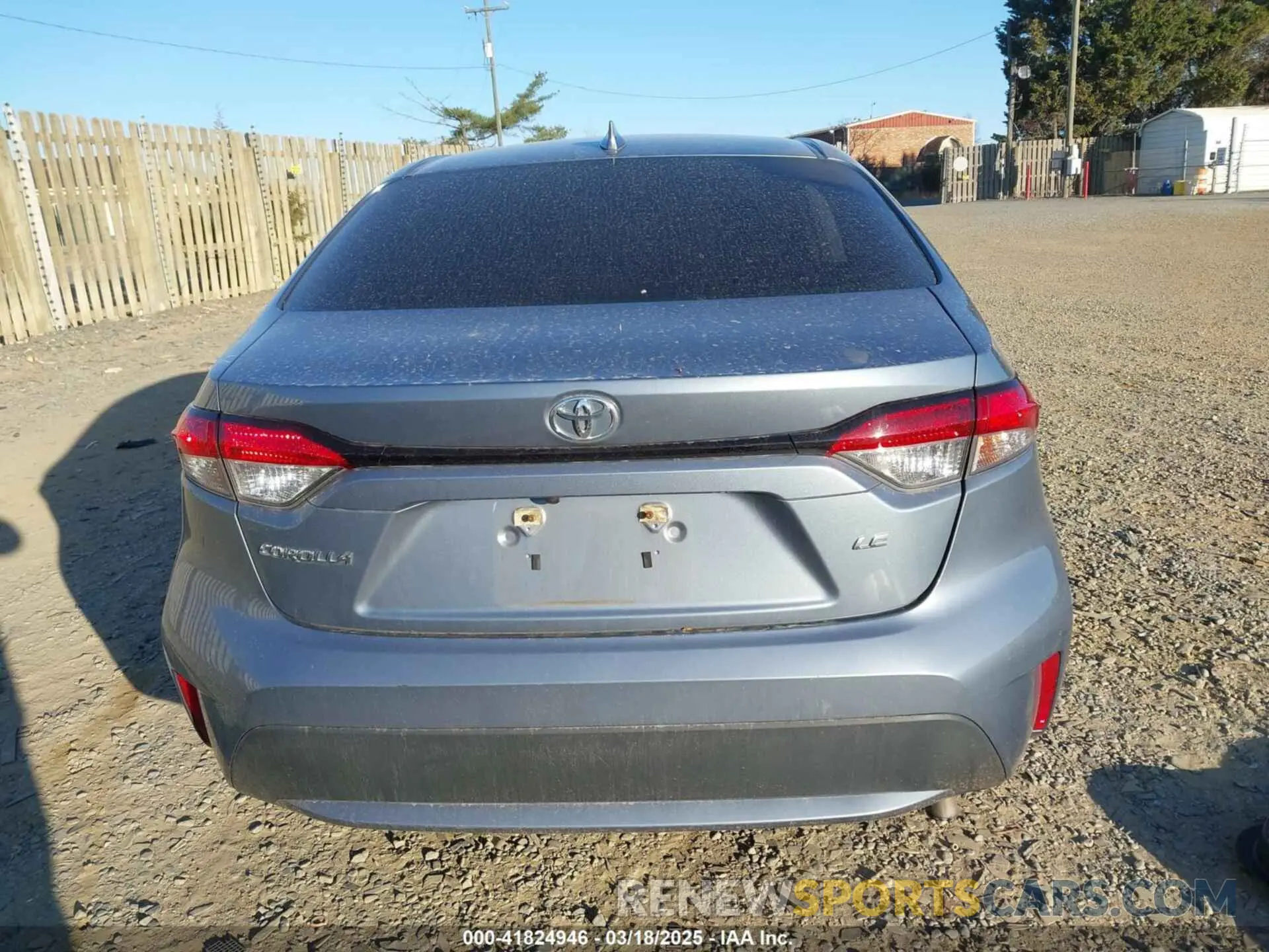 17 Photograph of a damaged car 5YFEPMAE3MP163711 TOYOTA COROLLA 2021