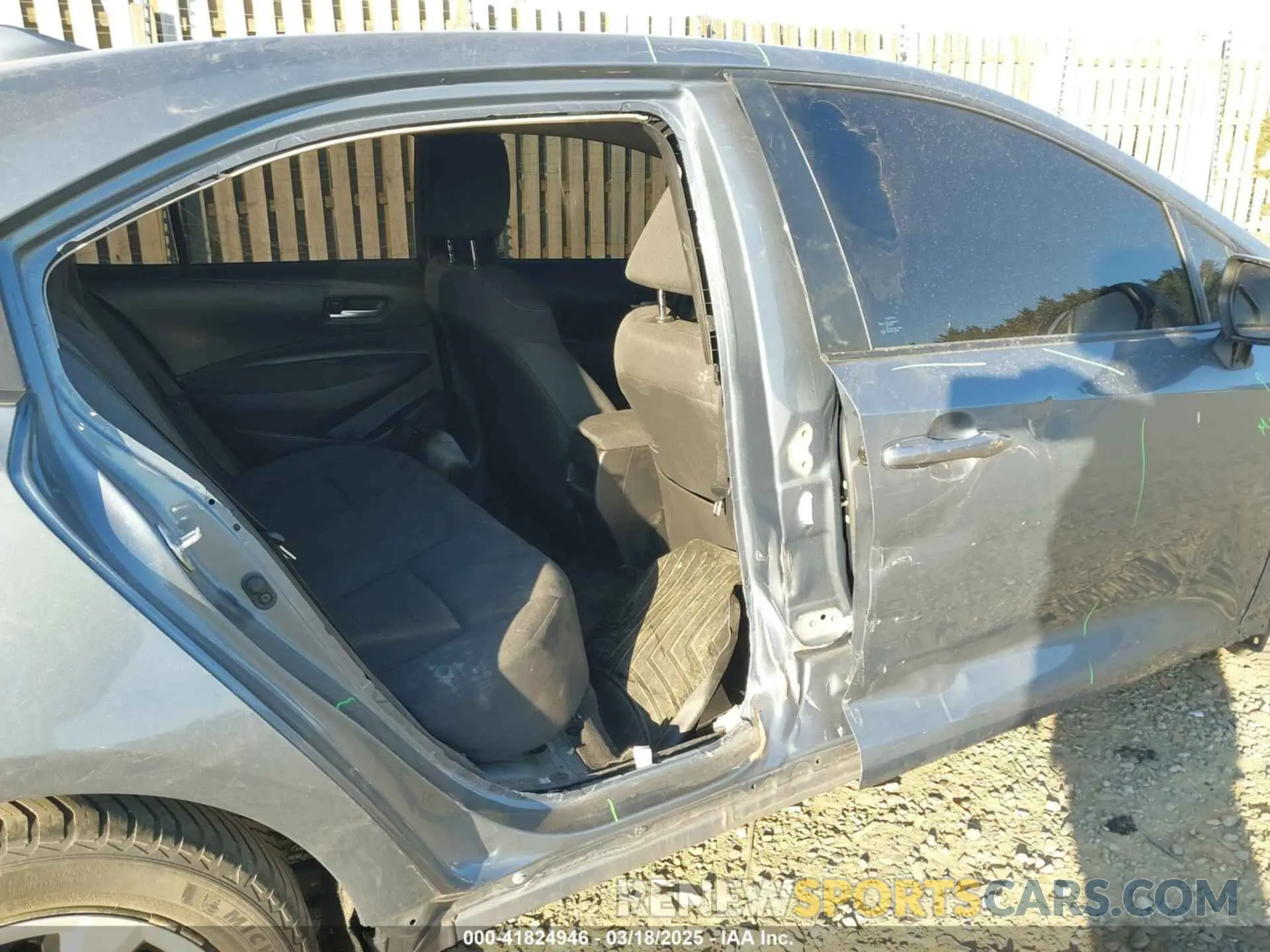 6 Photograph of a damaged car 5YFEPMAE3MP163711 TOYOTA COROLLA 2021