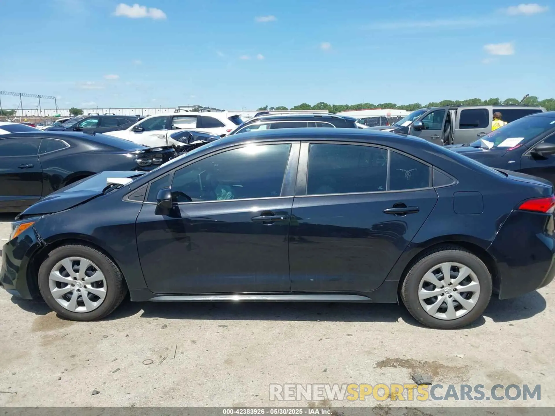 15 Photograph of a damaged car 5YFEPMAE3MP167323 TOYOTA COROLLA 2021