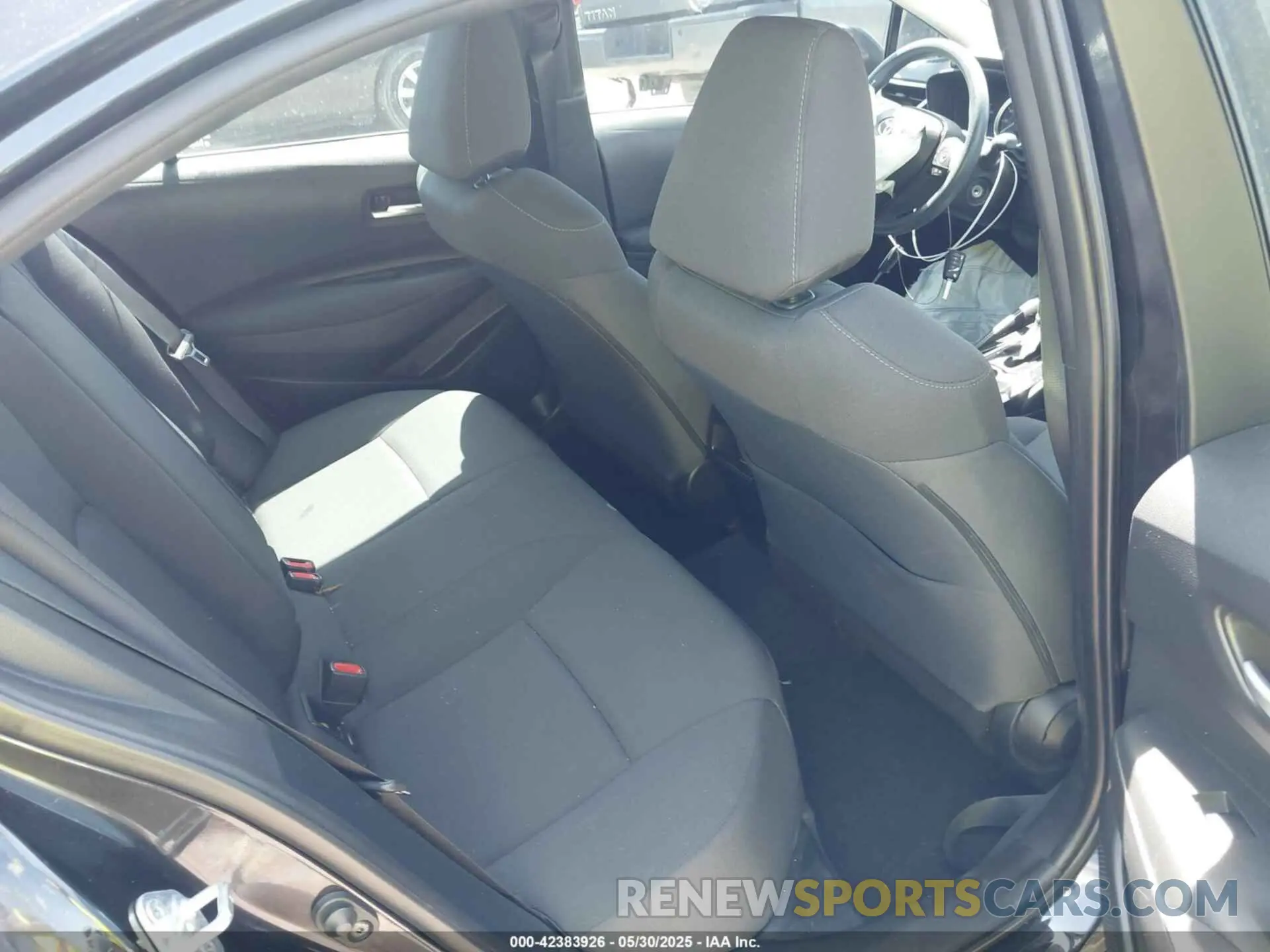 8 Photograph of a damaged car 5YFEPMAE3MP167323 TOYOTA COROLLA 2021