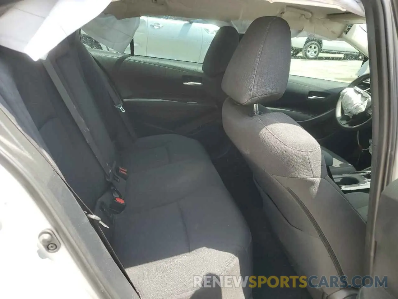 10 Photograph of a damaged car 5YFEPMAE3MP168424 TOYOTA COROLLA 2021