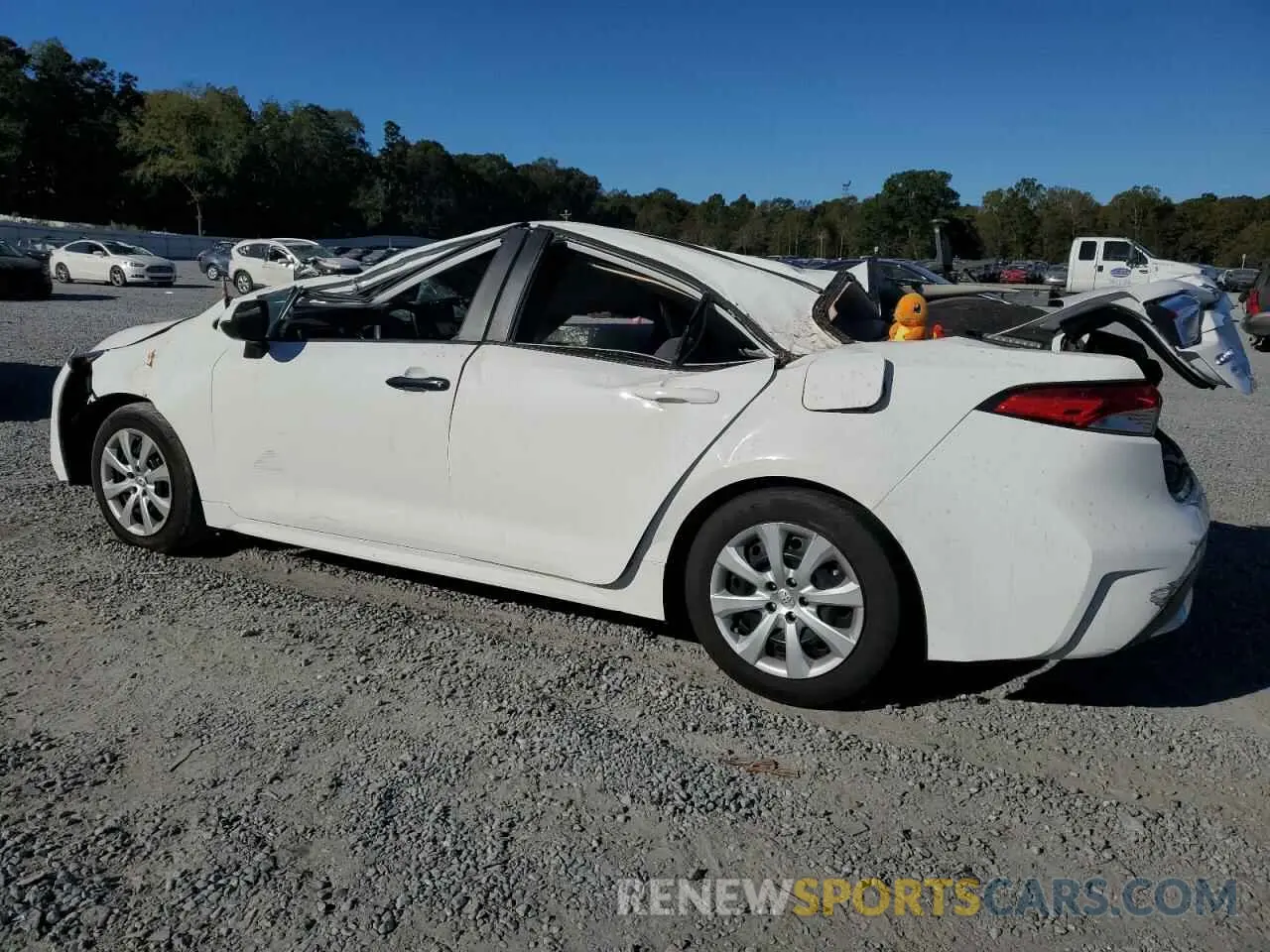 2 Photograph of a damaged car 5YFEPMAE3MP172120 TOYOTA COROLLA 2021