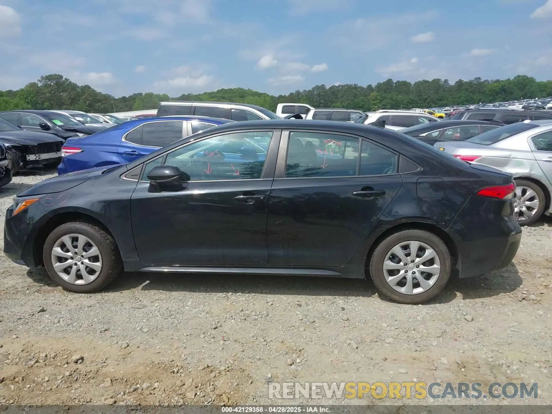 14 Photograph of a damaged car 5YFEPMAE3MP178659 TOYOTA COROLLA 2021