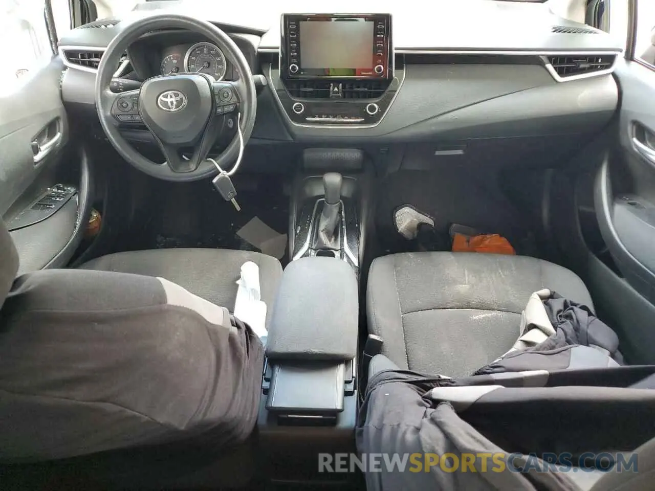 8 Photograph of a damaged car 5YFEPMAE3MP178919 TOYOTA COROLLA 2021