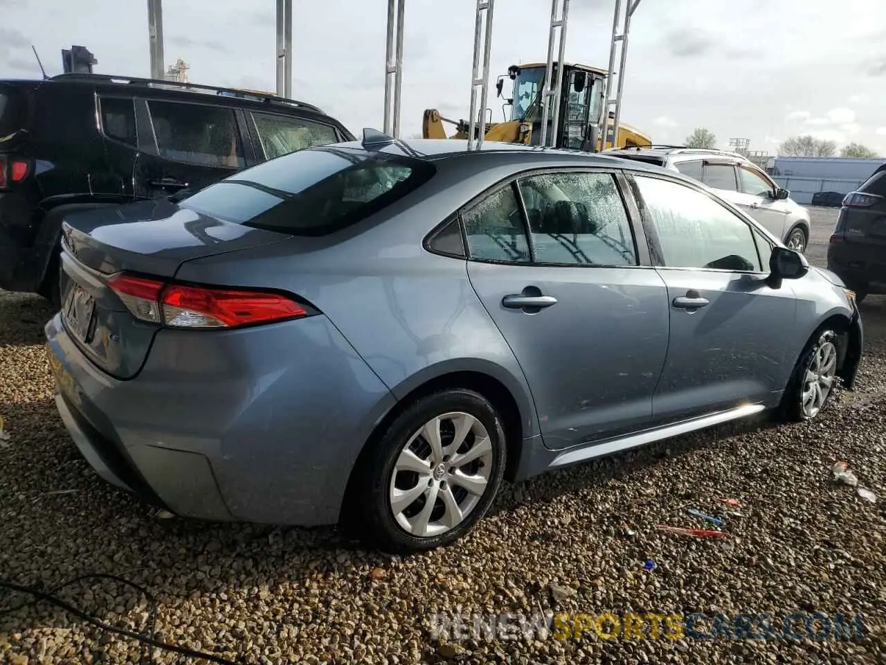 3 Photograph of a damaged car 5YFEPMAE3MP180895 TOYOTA COROLLA 2021