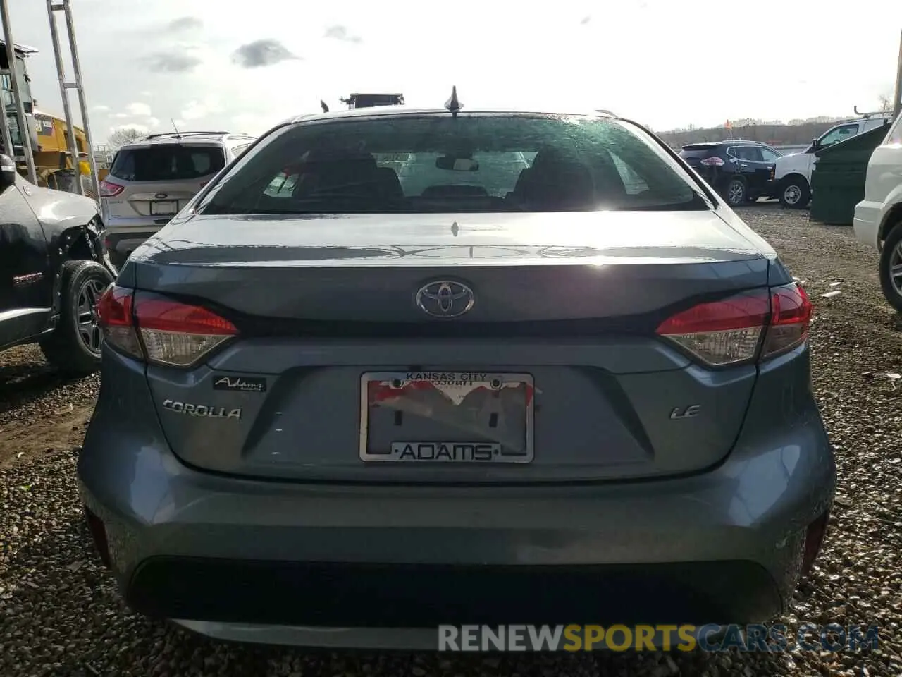 6 Photograph of a damaged car 5YFEPMAE3MP180895 TOYOTA COROLLA 2021