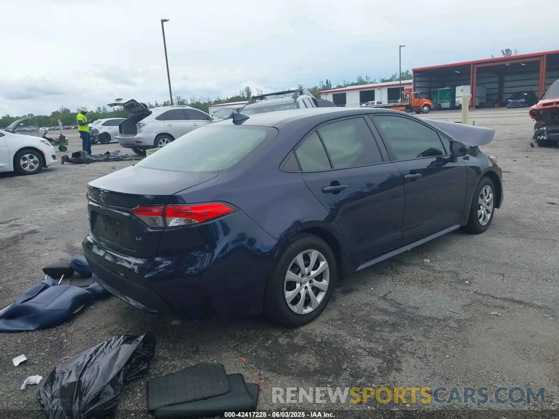 4 Photograph of a damaged car 5YFEPMAE3MP199155 TOYOTA COROLLA 2021