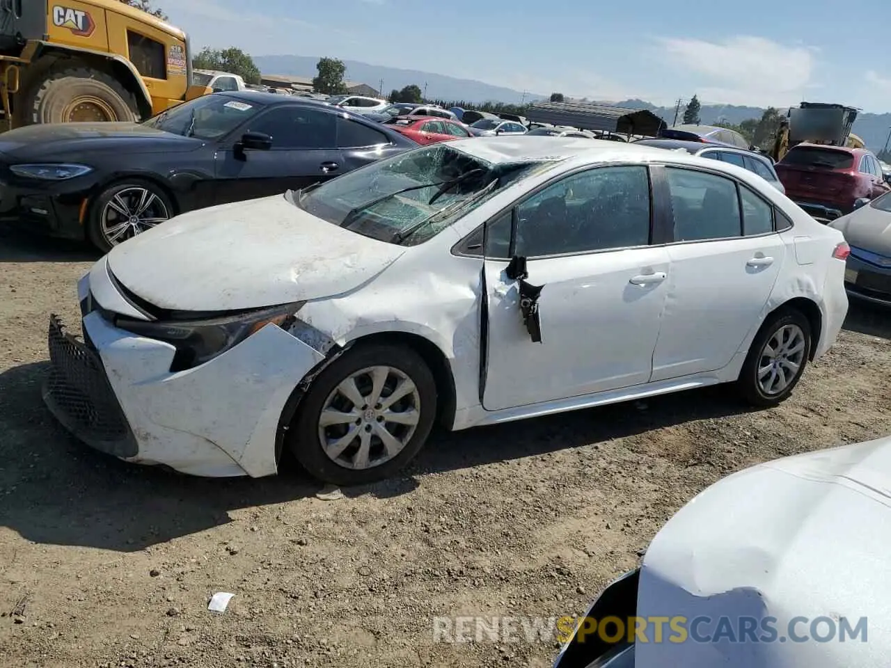 1 Photograph of a damaged car 5YFEPMAE3MP202927 TOYOTA COROLLA 2021