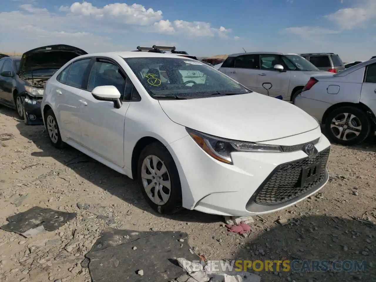 1 Photograph of a damaged car 5YFEPMAE3MP203110 TOYOTA COROLLA 2021