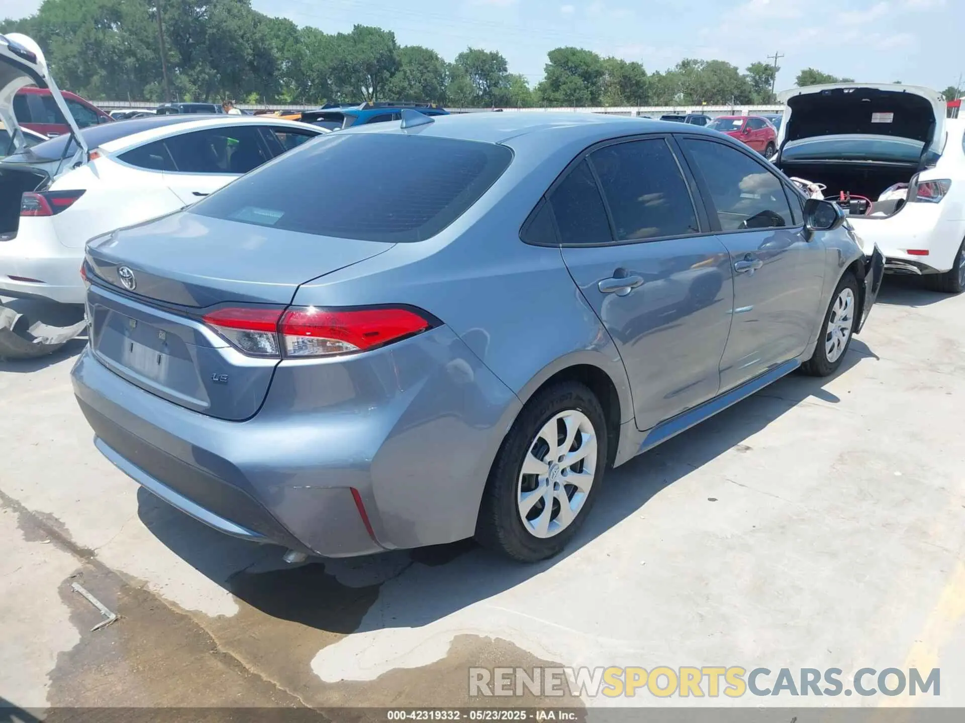 4 Photograph of a damaged car 5YFEPMAE3MP204984 TOYOTA COROLLA 2021
