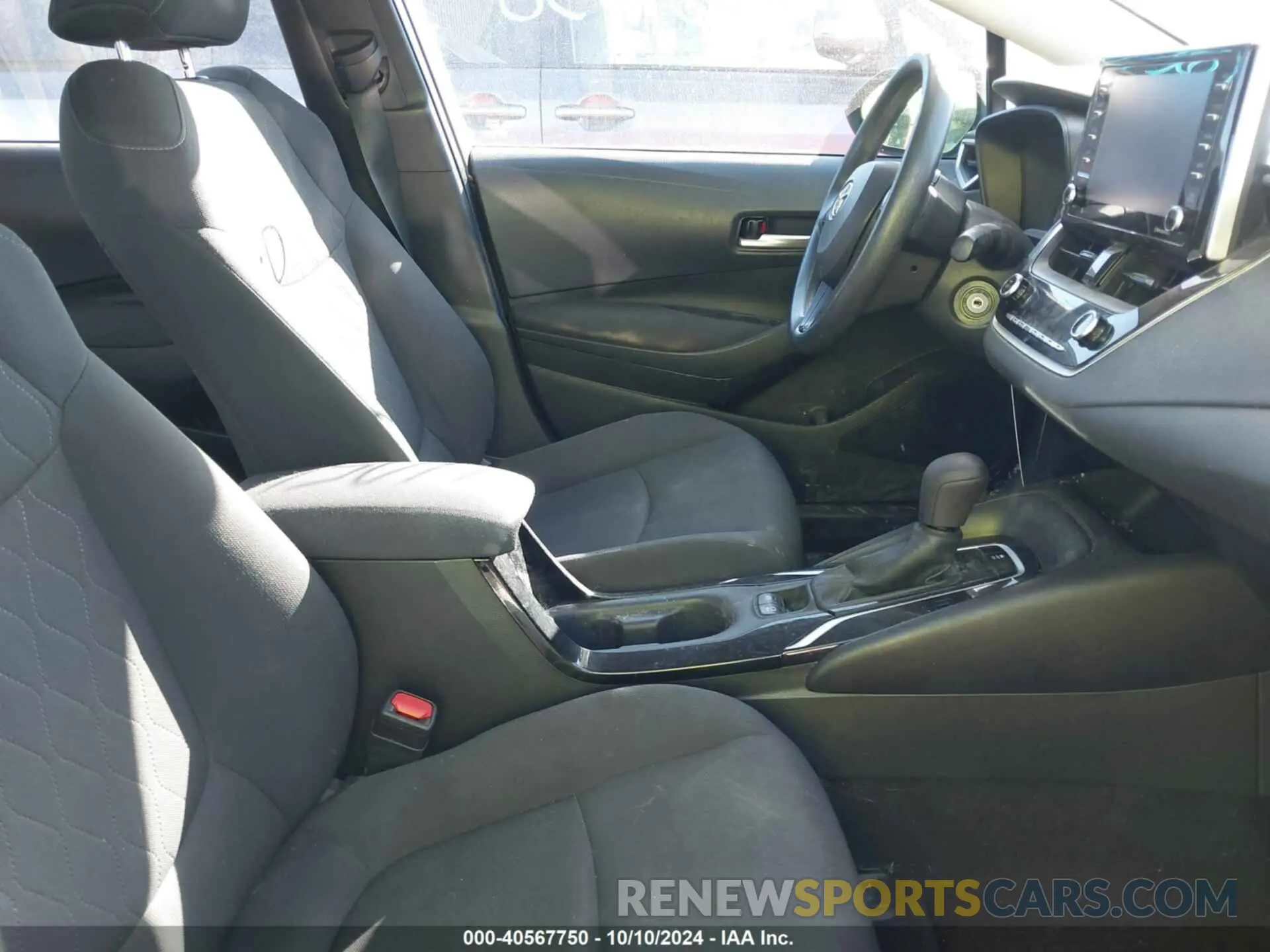 5 Photograph of a damaged car 5YFEPMAE3MP205536 TOYOTA COROLLA 2021