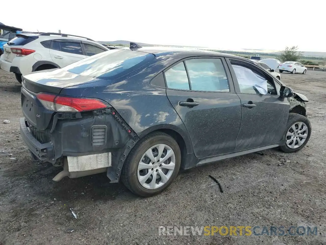 3 Photograph of a damaged car 5YFEPMAE3MP212731 TOYOTA COROLLA 2021
