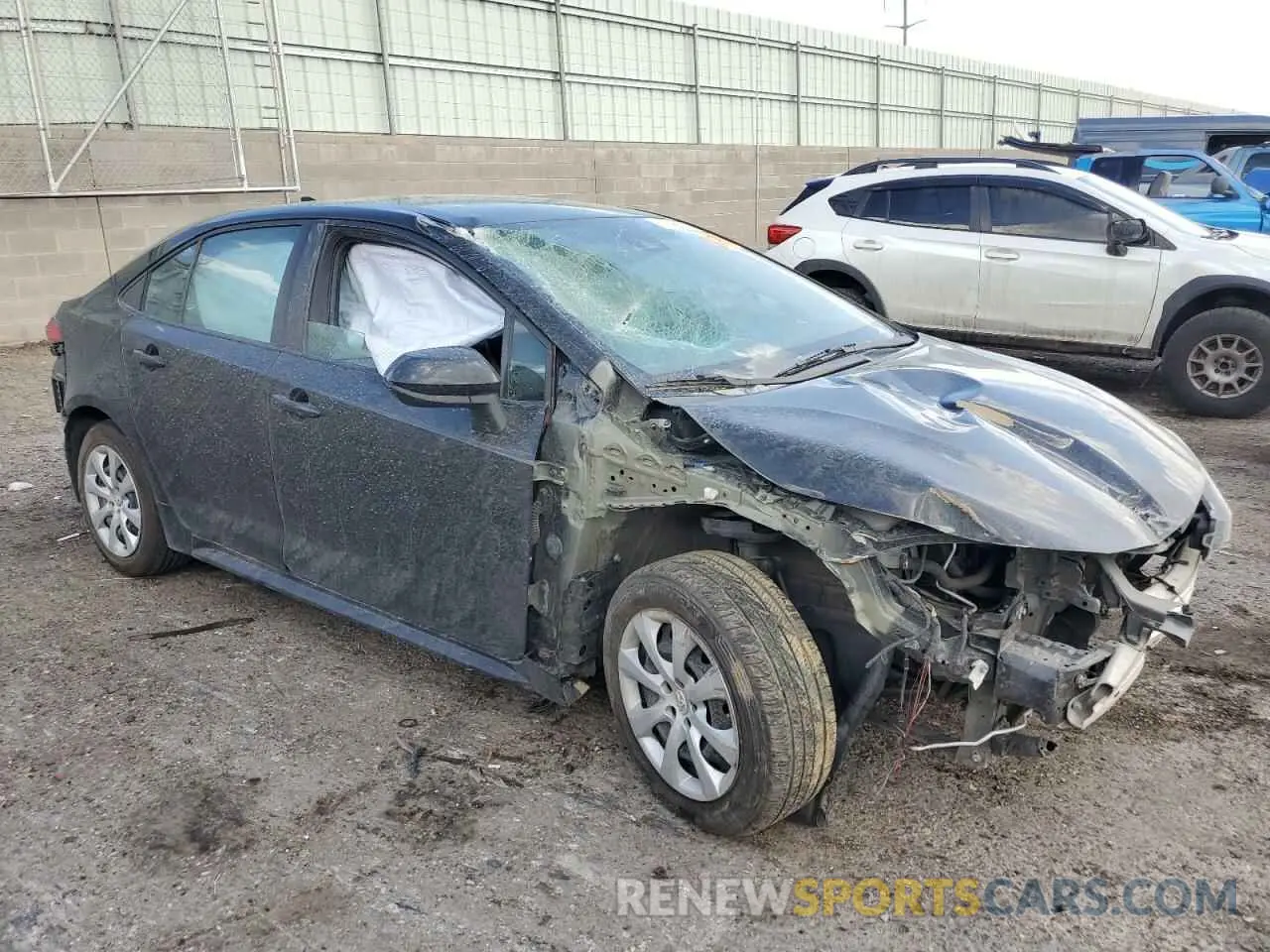 4 Photograph of a damaged car 5YFEPMAE3MP212731 TOYOTA COROLLA 2021