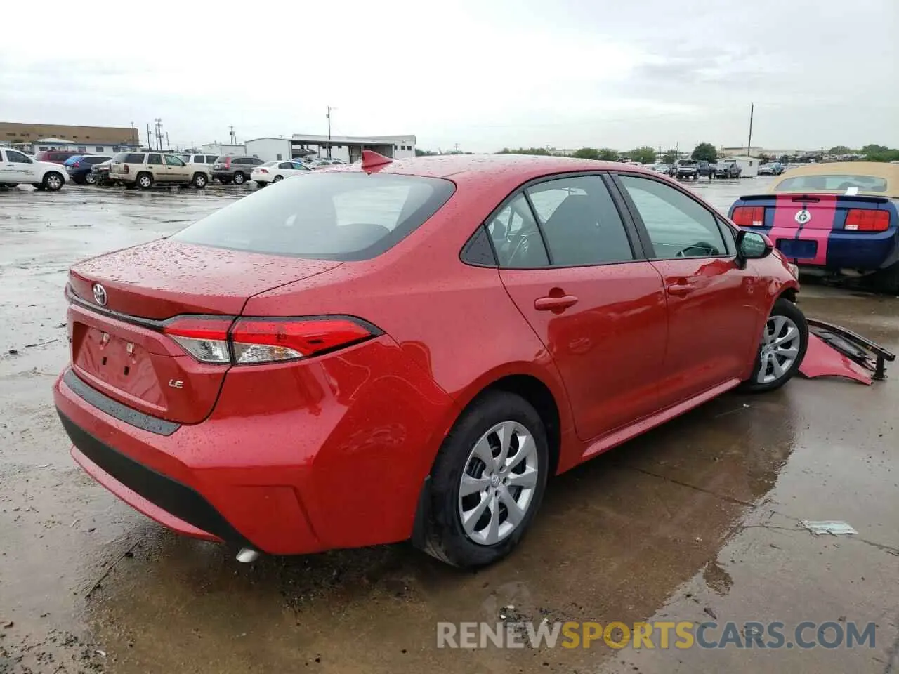 4 Photograph of a damaged car 5YFEPMAE3MP216665 TOYOTA COROLLA 2021