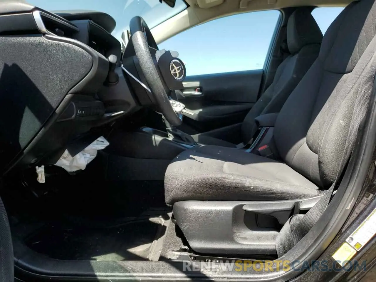 7 Photograph of a damaged car 5YFEPMAE3MP219050 TOYOTA COROLLA 2021