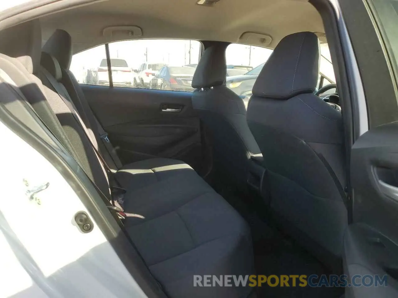 10 Photograph of a damaged car 5YFEPMAE3MP219100 TOYOTA COROLLA 2021