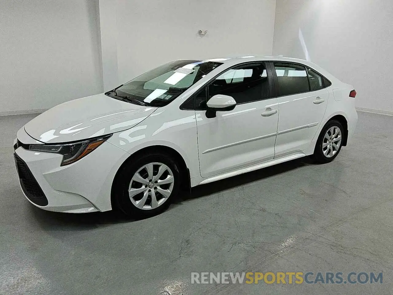 1 Photograph of a damaged car 5YFEPMAE3MP220862 TOYOTA COROLLA 2021