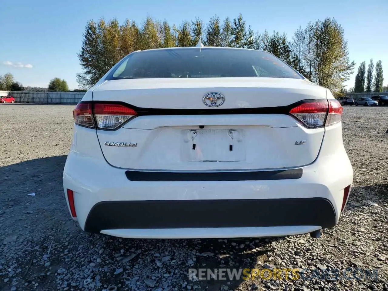6 Photograph of a damaged car 5YFEPMAE3MP223681 TOYOTA COROLLA 2021