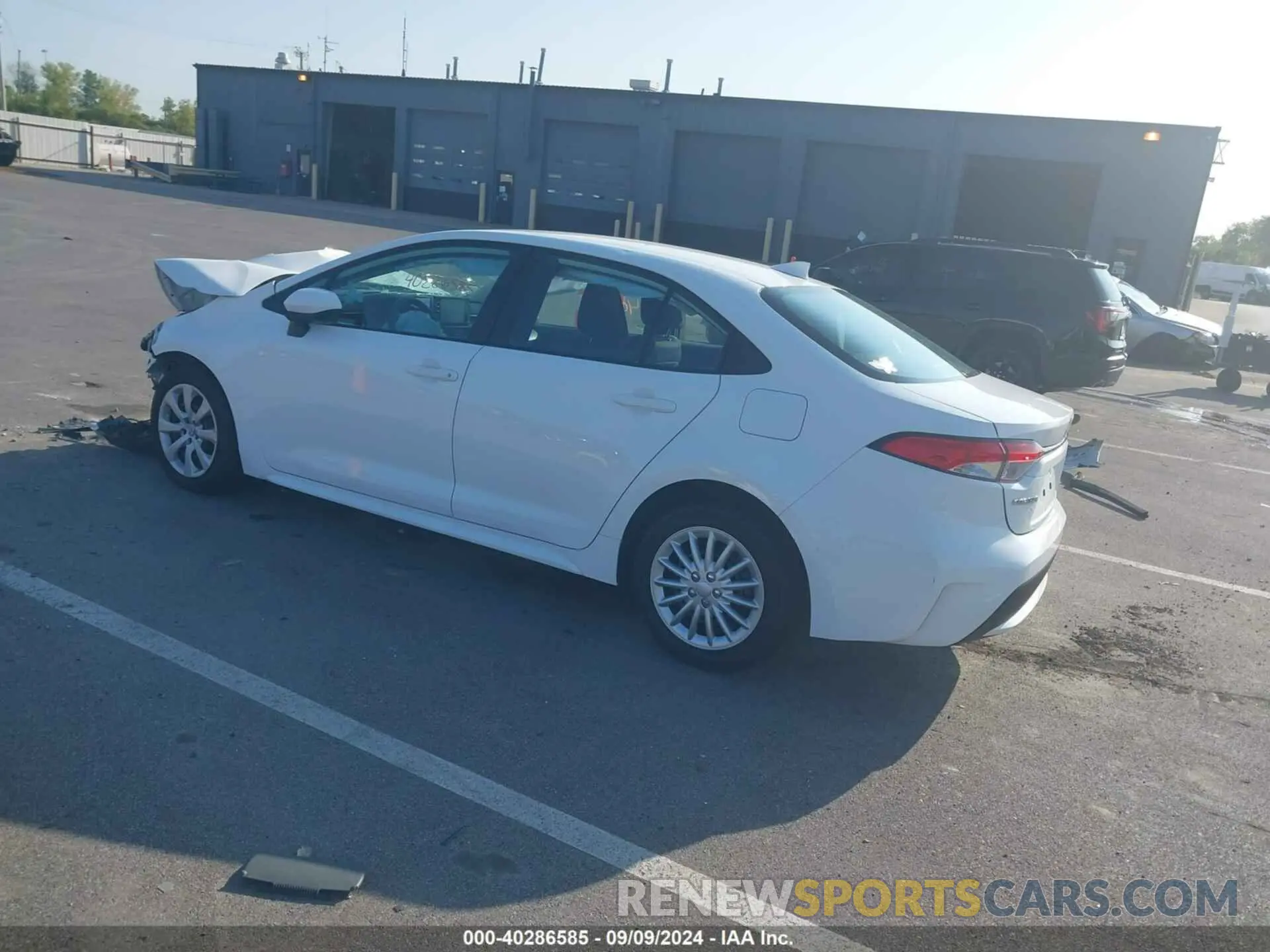 3 Photograph of a damaged car 5YFEPMAE3MP232641 TOYOTA COROLLA 2021