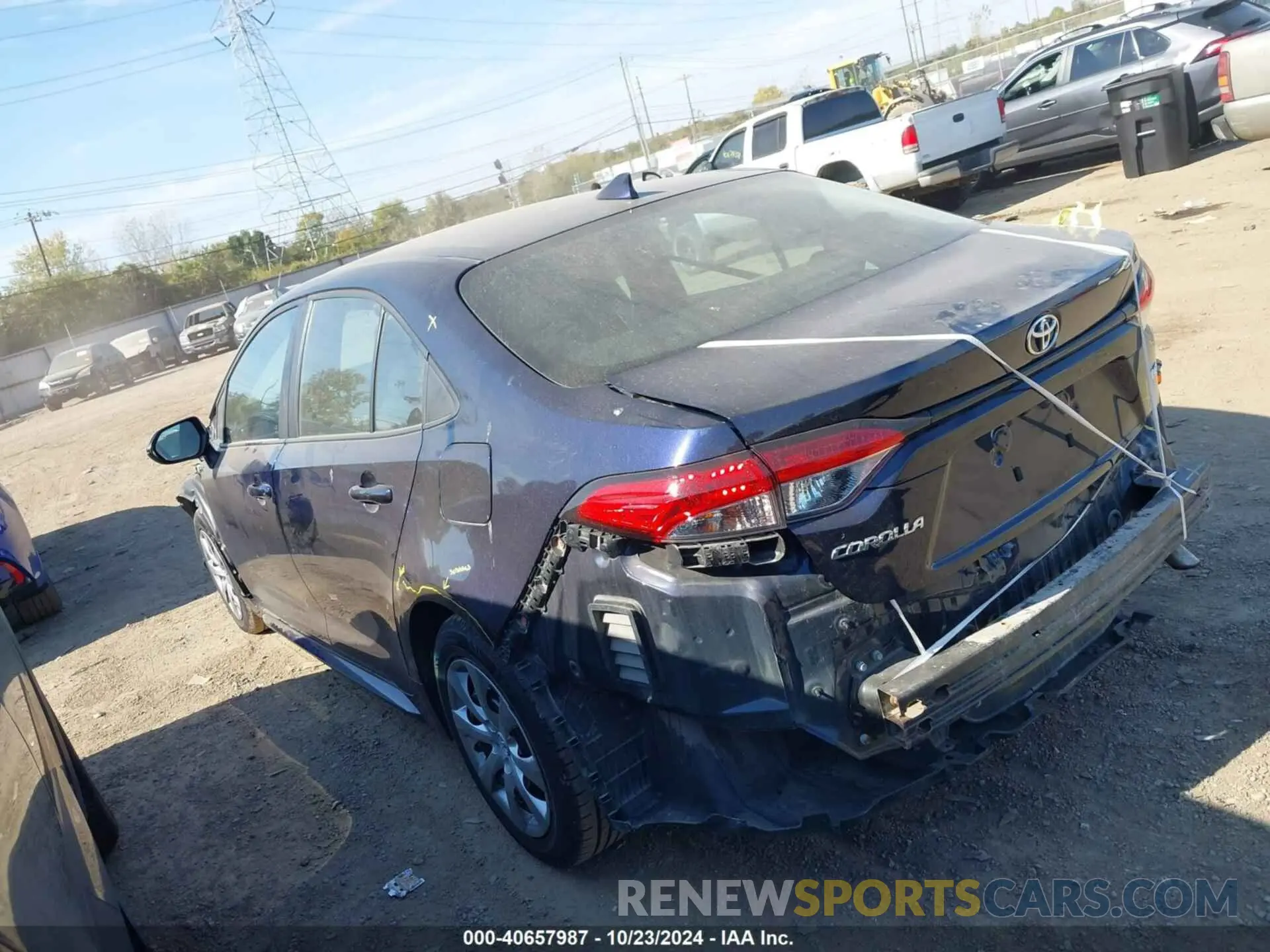 3 Photograph of a damaged car 5YFEPMAE3MP233319 TOYOTA COROLLA 2021