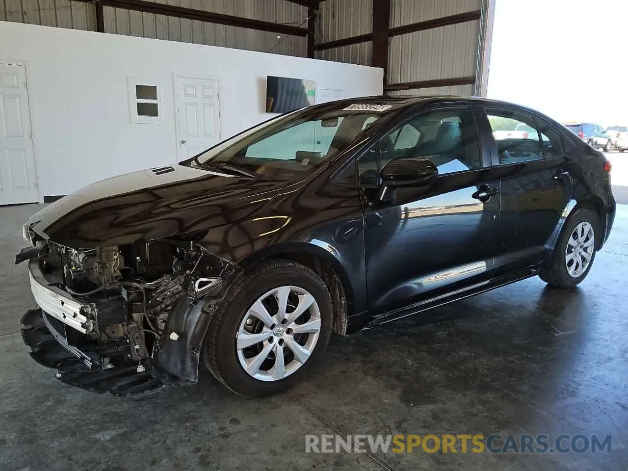 1 Photograph of a damaged car 5YFEPMAE3MP242036 TOYOTA COROLLA 2021