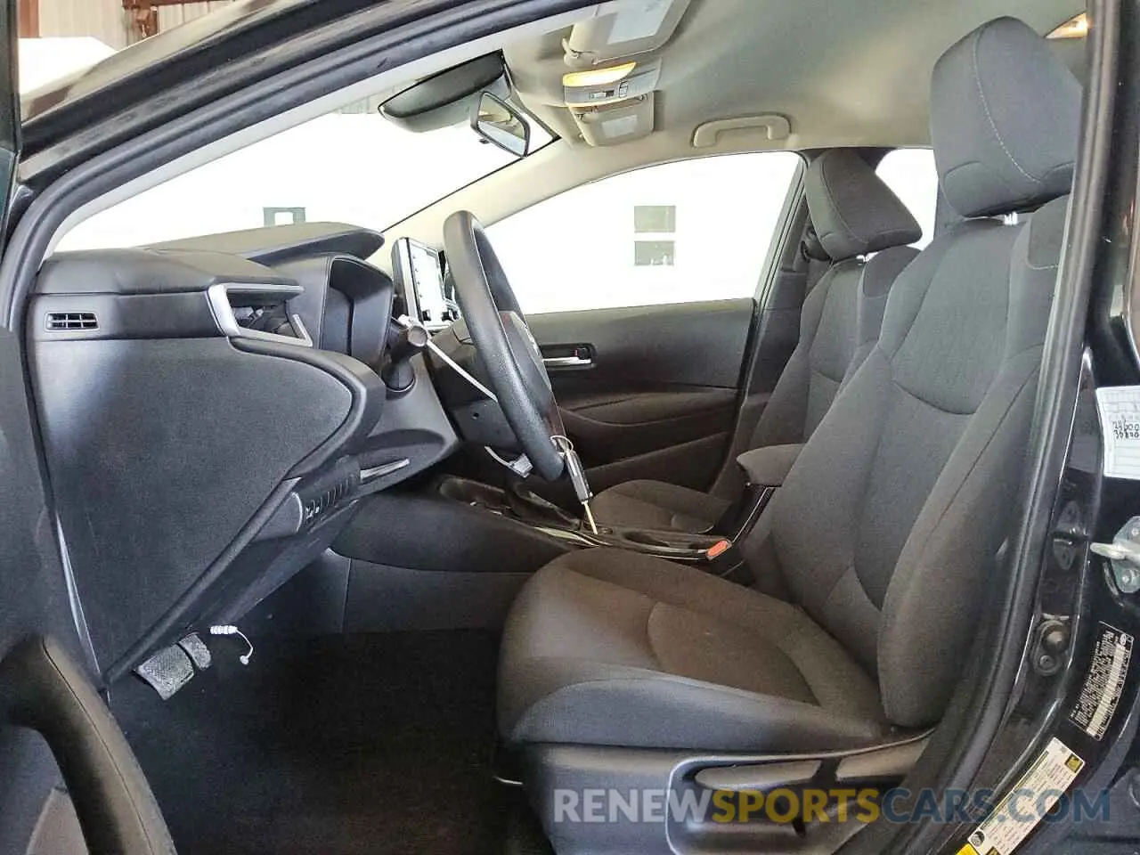 7 Photograph of a damaged car 5YFEPMAE3MP242036 TOYOTA COROLLA 2021
