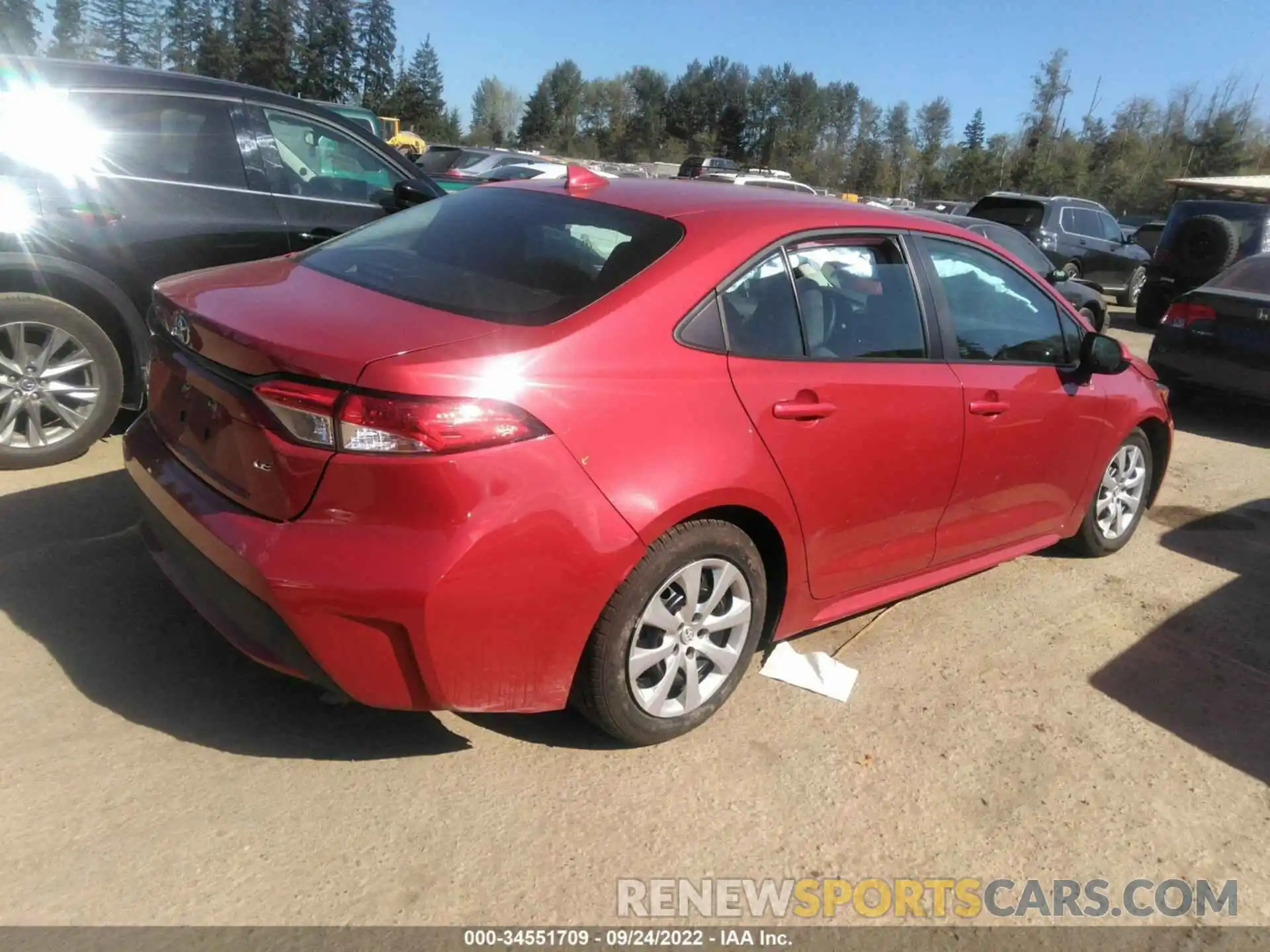 4 Photograph of a damaged car 5YFEPMAE3MP242568 TOYOTA COROLLA 2021