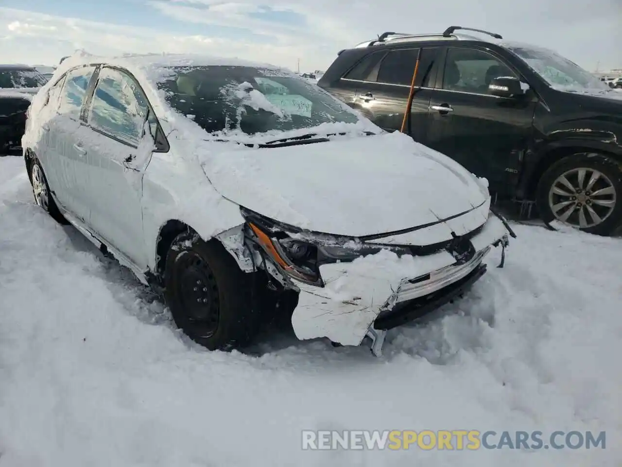 9 Photograph of a damaged car 5YFEPMAE3MP243316 TOYOTA COROLLA 2021