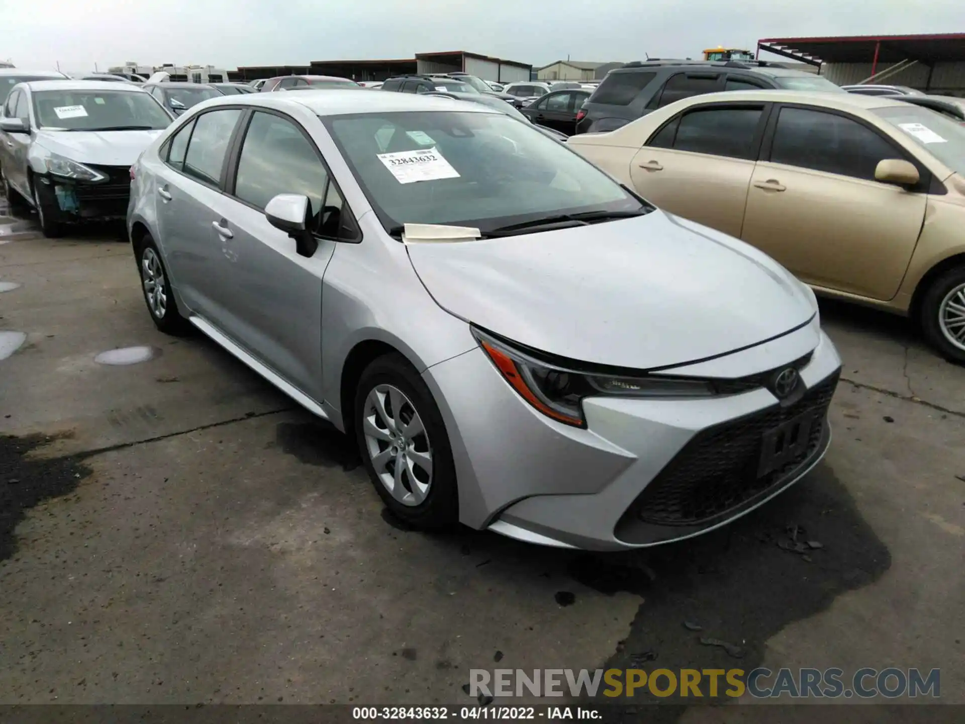 1 Photograph of a damaged car 5YFEPMAE3MP243347 TOYOTA COROLLA 2021