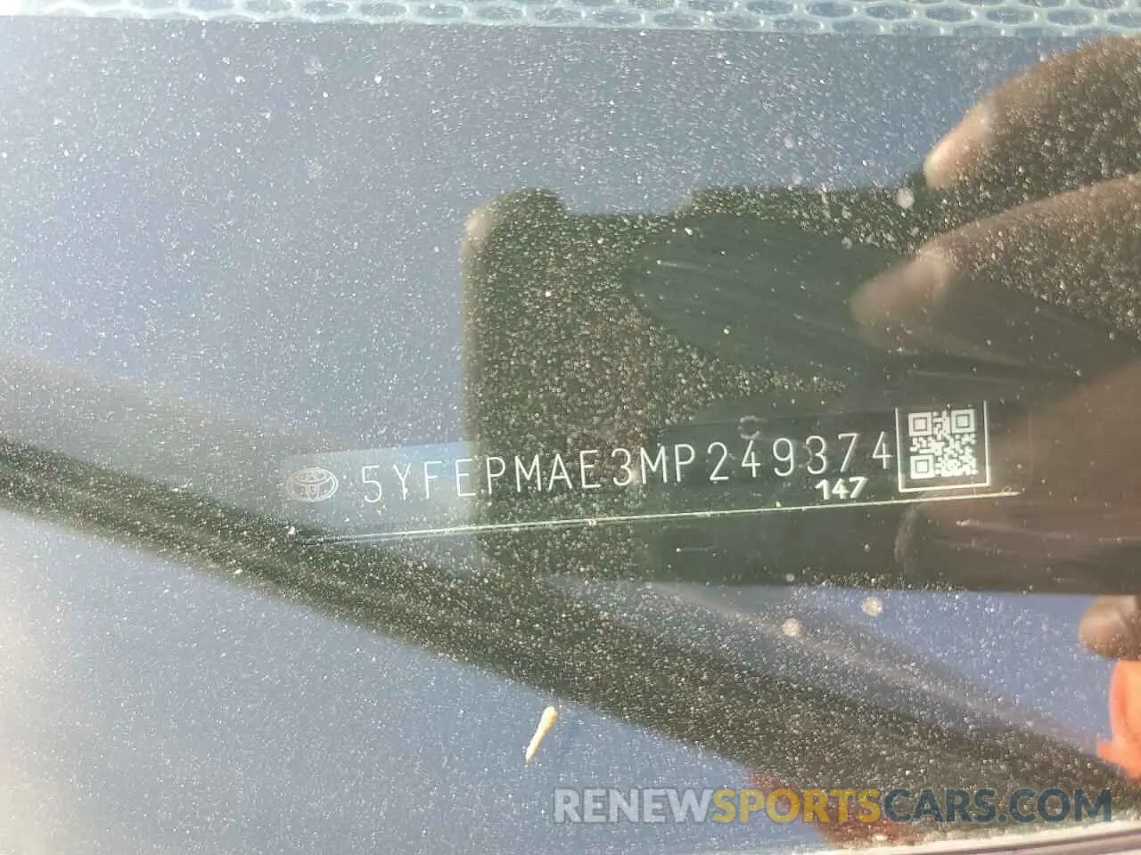 12 Photograph of a damaged car 5YFEPMAE3MP249374 TOYOTA COROLLA 2021