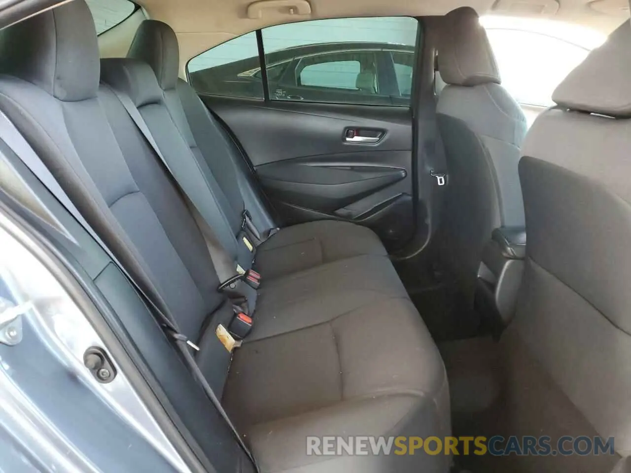 10 Photograph of a damaged car 5YFEPMAE3MP250119 TOYOTA COROLLA 2021