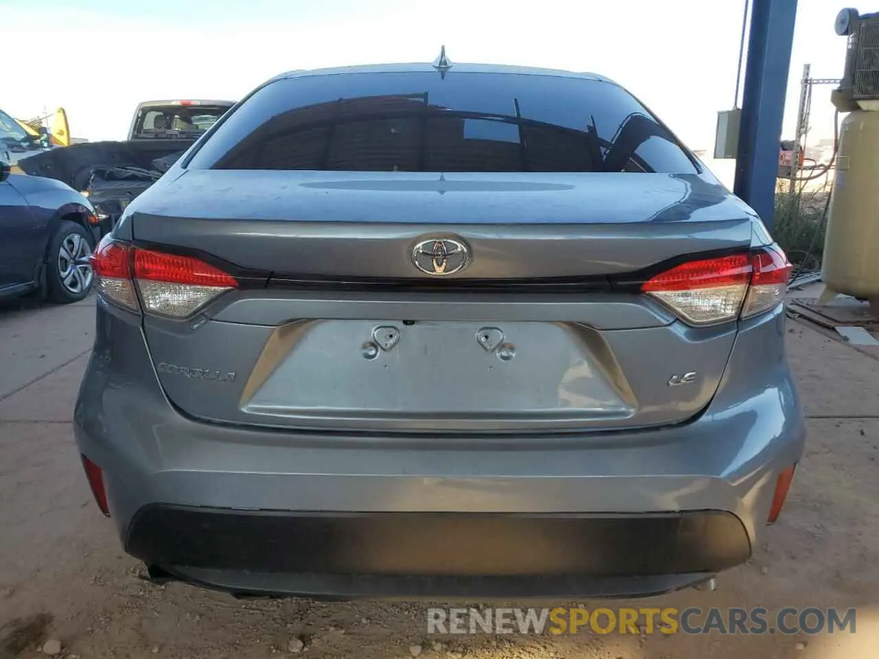 6 Photograph of a damaged car 5YFEPMAE3MP250119 TOYOTA COROLLA 2021