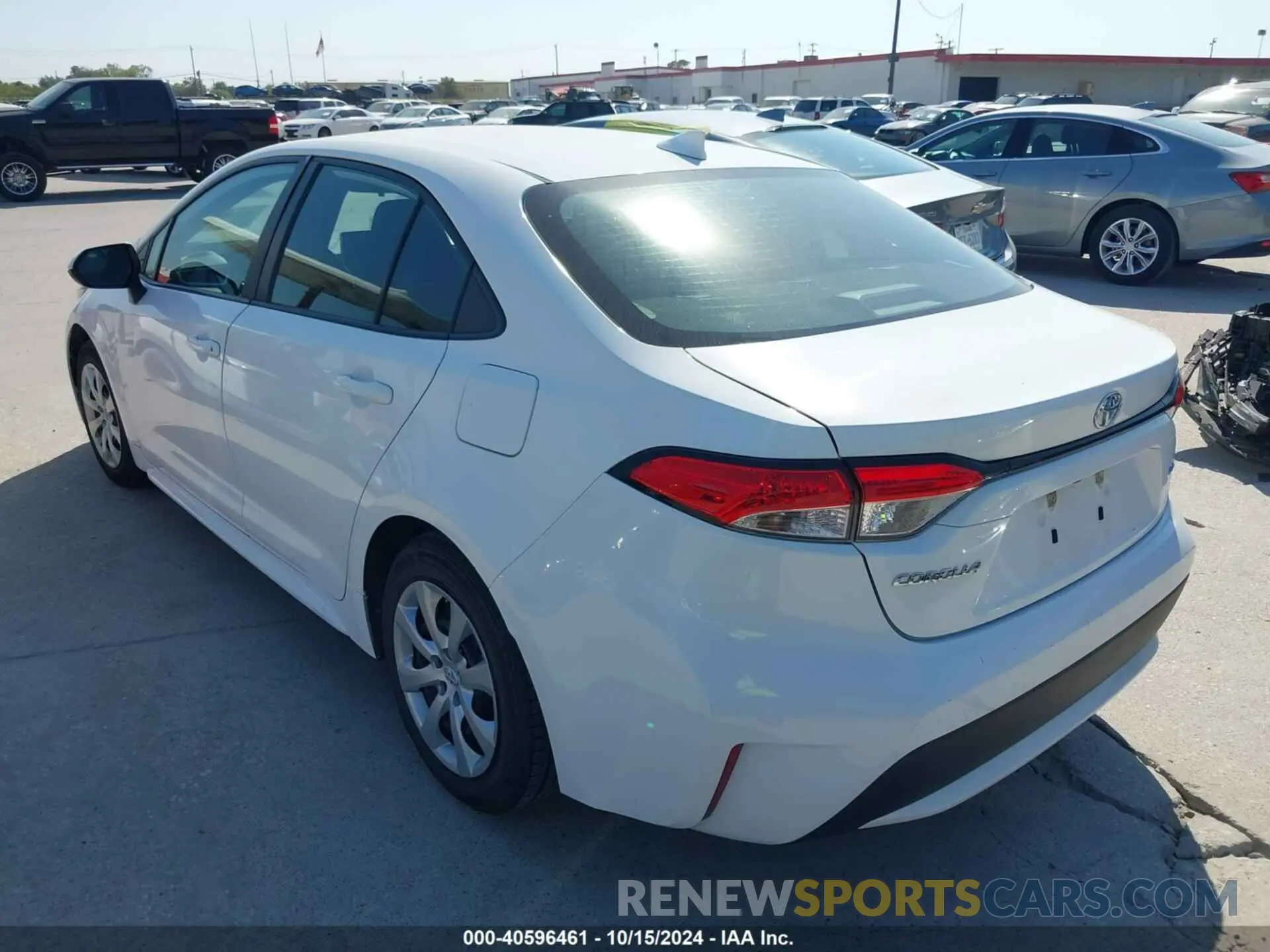 3 Photograph of a damaged car 5YFEPMAE3MP251626 TOYOTA COROLLA 2021