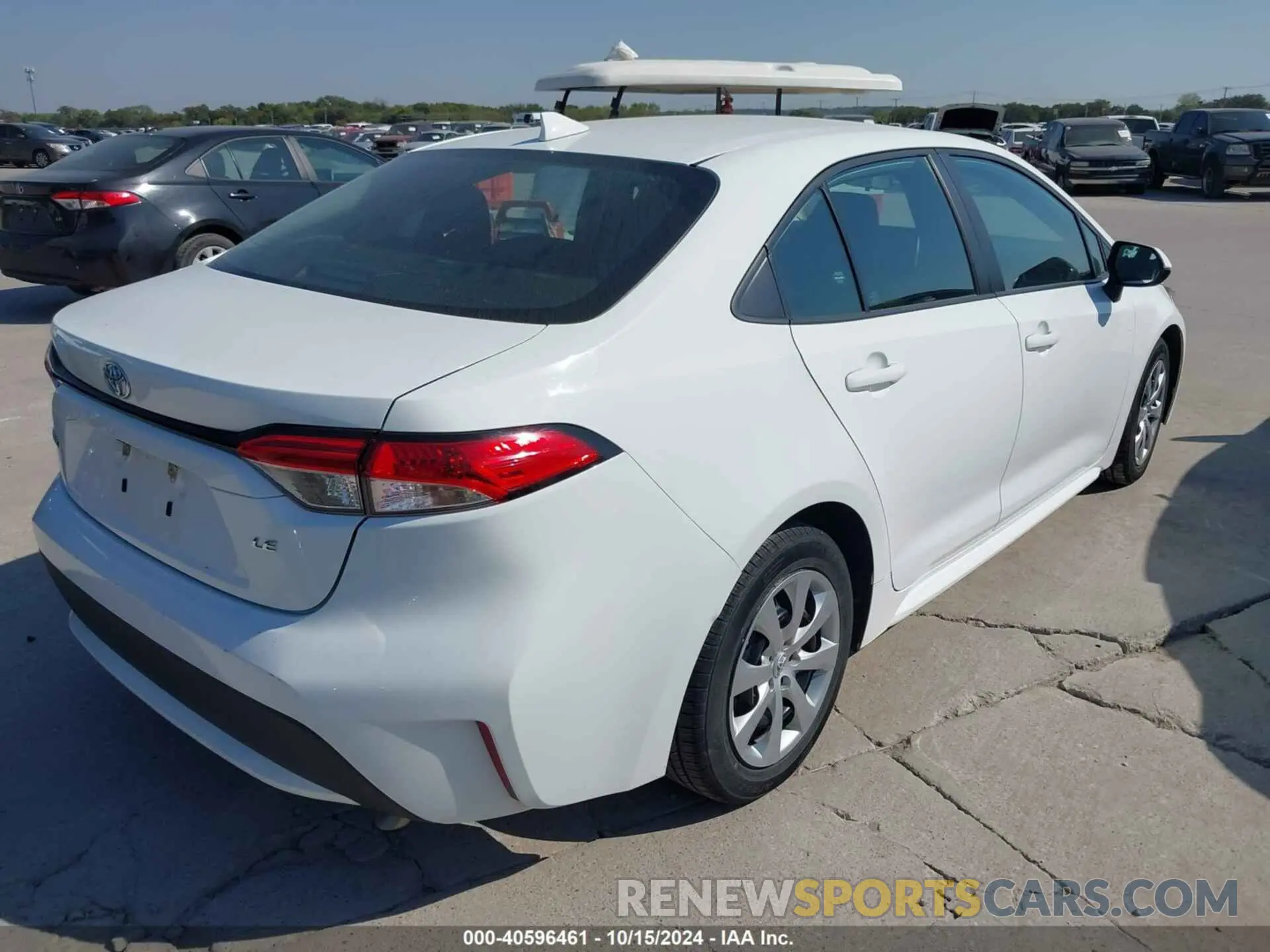 4 Photograph of a damaged car 5YFEPMAE3MP251626 TOYOTA COROLLA 2021