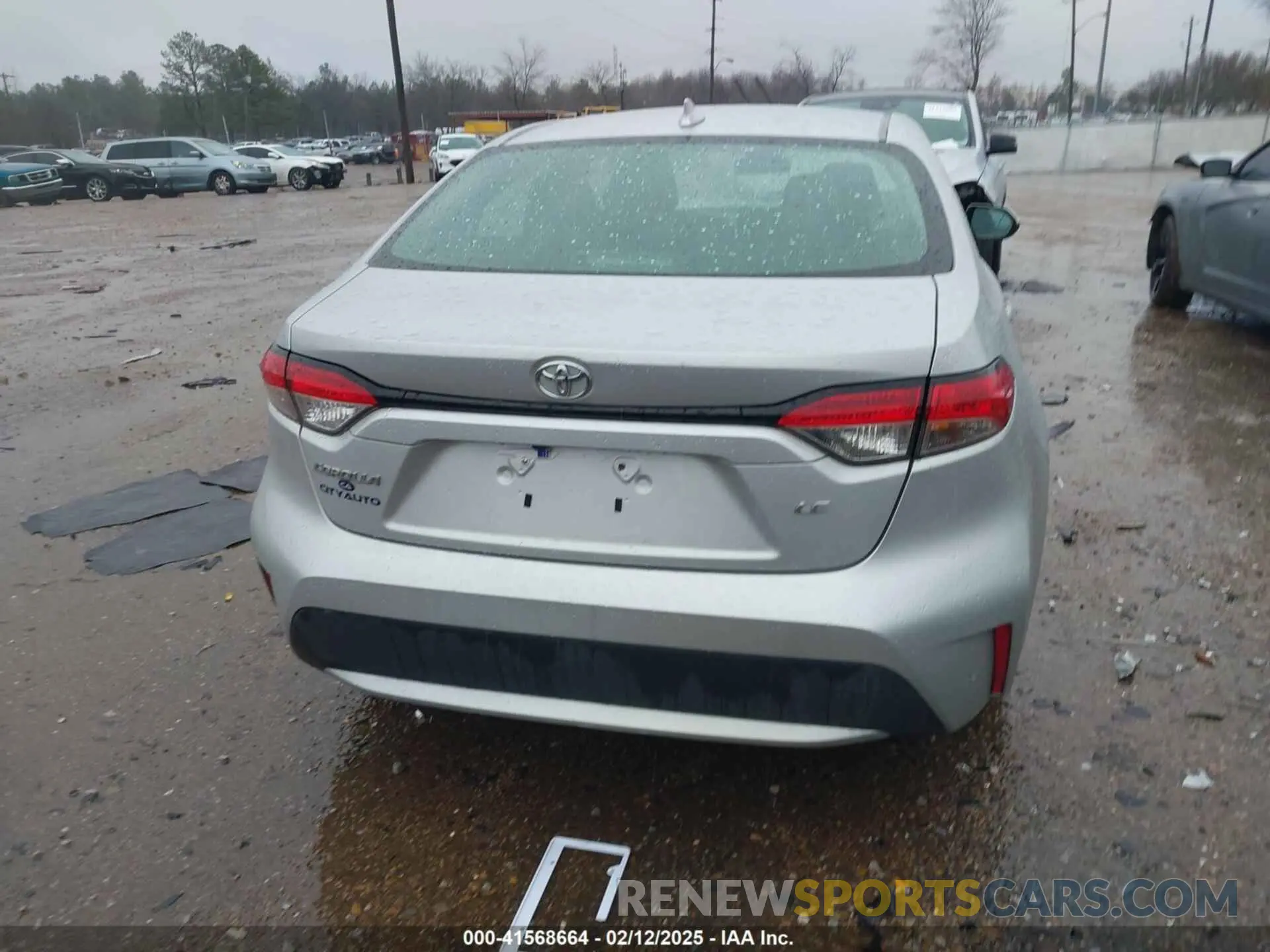 16 Photograph of a damaged car 5YFEPMAE3MP251903 TOYOTA COROLLA 2021