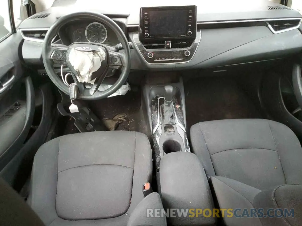 8 Photograph of a damaged car 5YFEPMAE3MP256356 TOYOTA COROLLA 2021