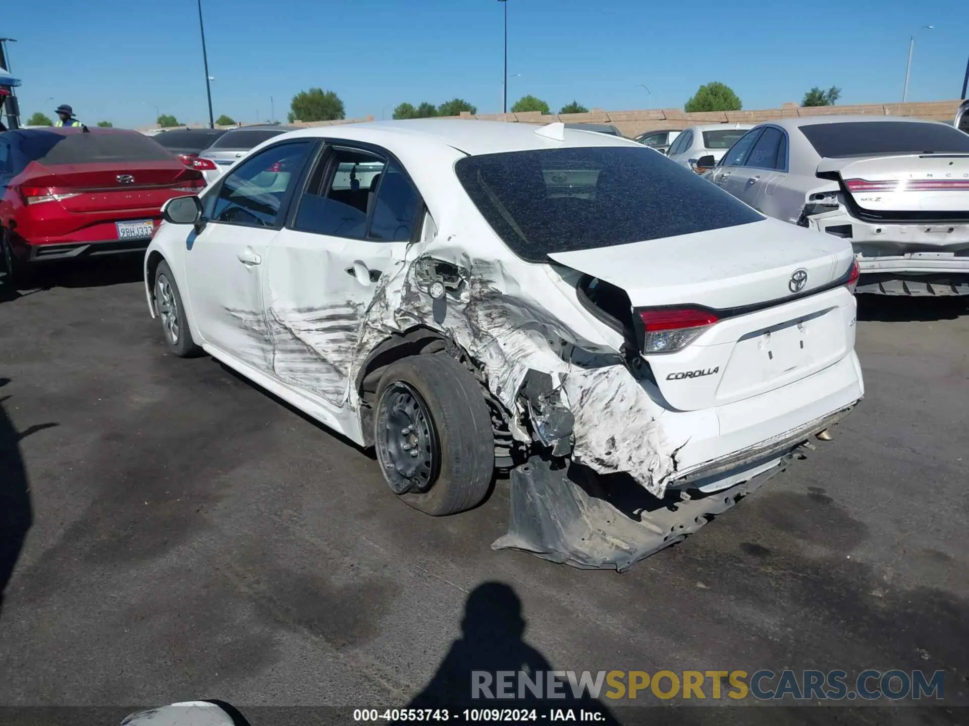 15 Photograph of a damaged car 5YFEPMAE3MP257054 TOYOTA COROLLA 2021
