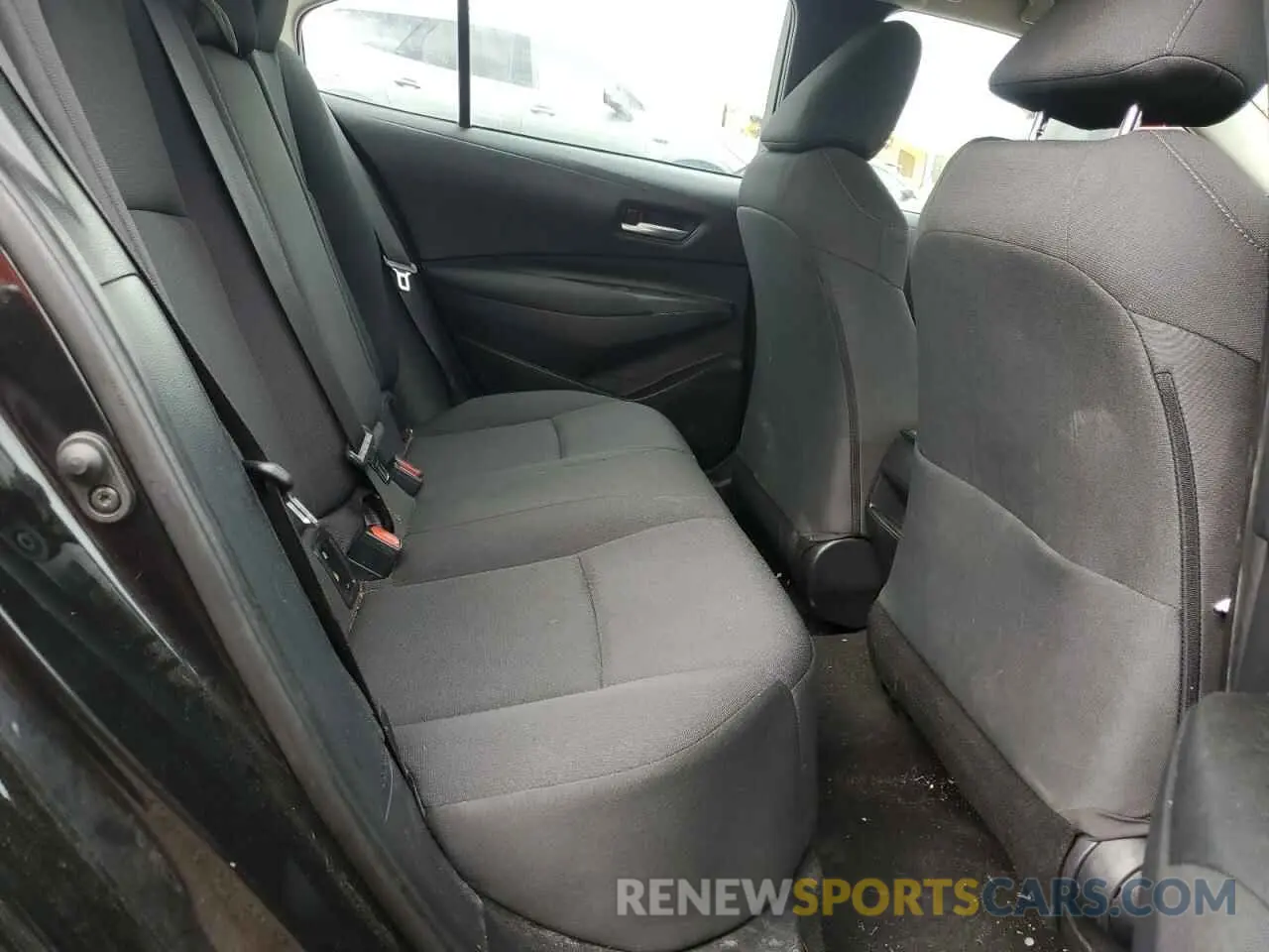 10 Photograph of a damaged car 5YFEPMAE3MP263436 TOYOTA COROLLA 2021