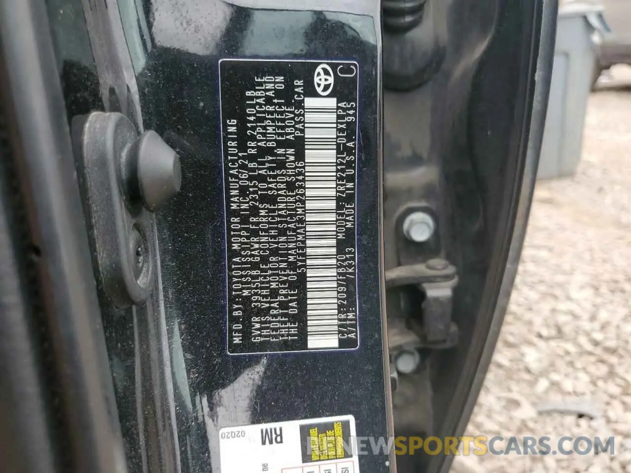 13 Photograph of a damaged car 5YFEPMAE3MP263436 TOYOTA COROLLA 2021