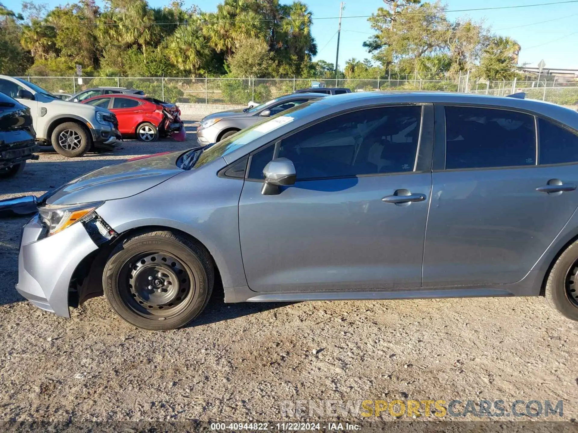 14 Photograph of a damaged car 5YFEPMAE4MP151261 TOYOTA COROLLA 2021
