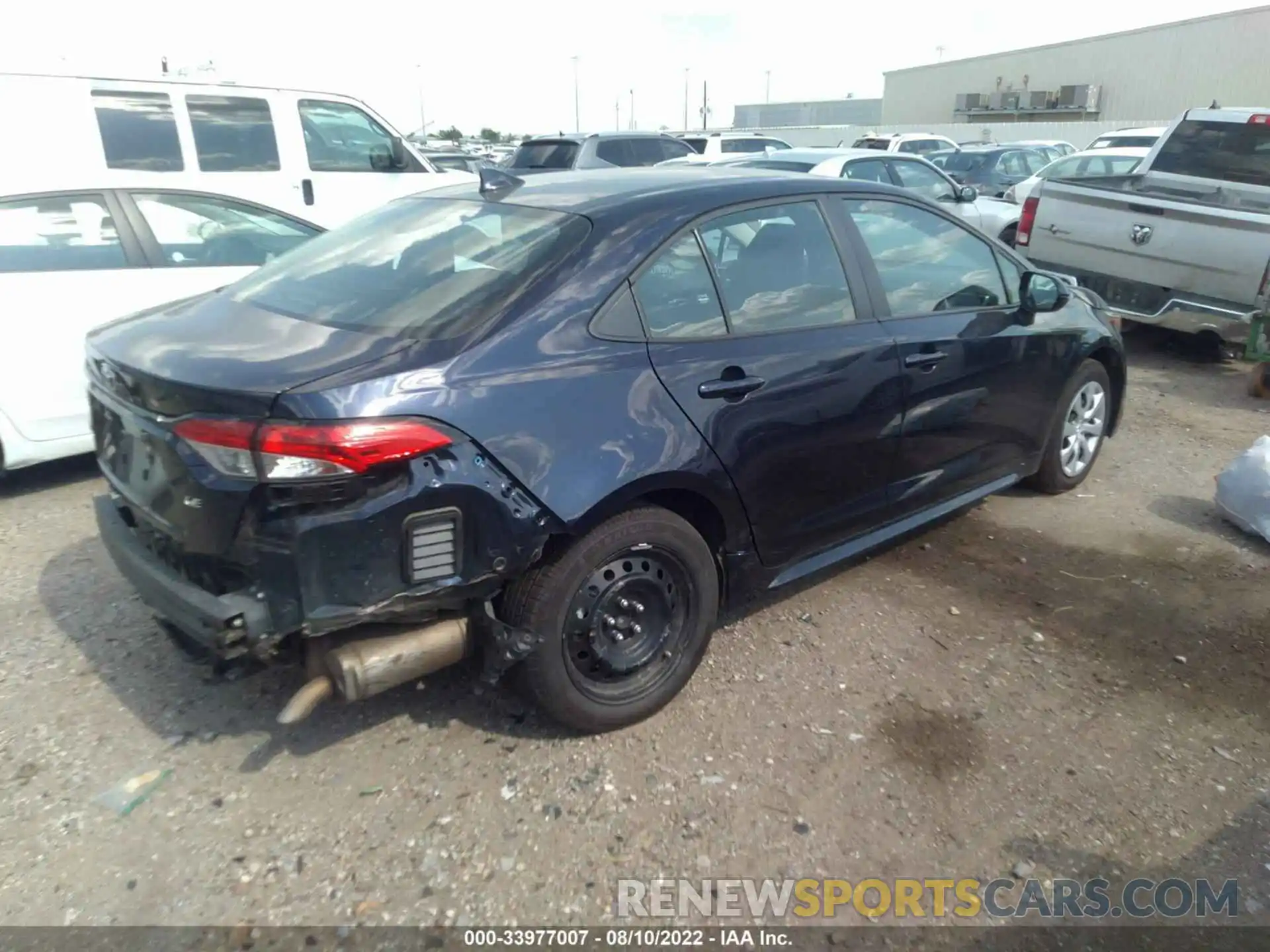 4 Photograph of a damaged car 5YFEPMAE4MP165631 TOYOTA COROLLA 2021