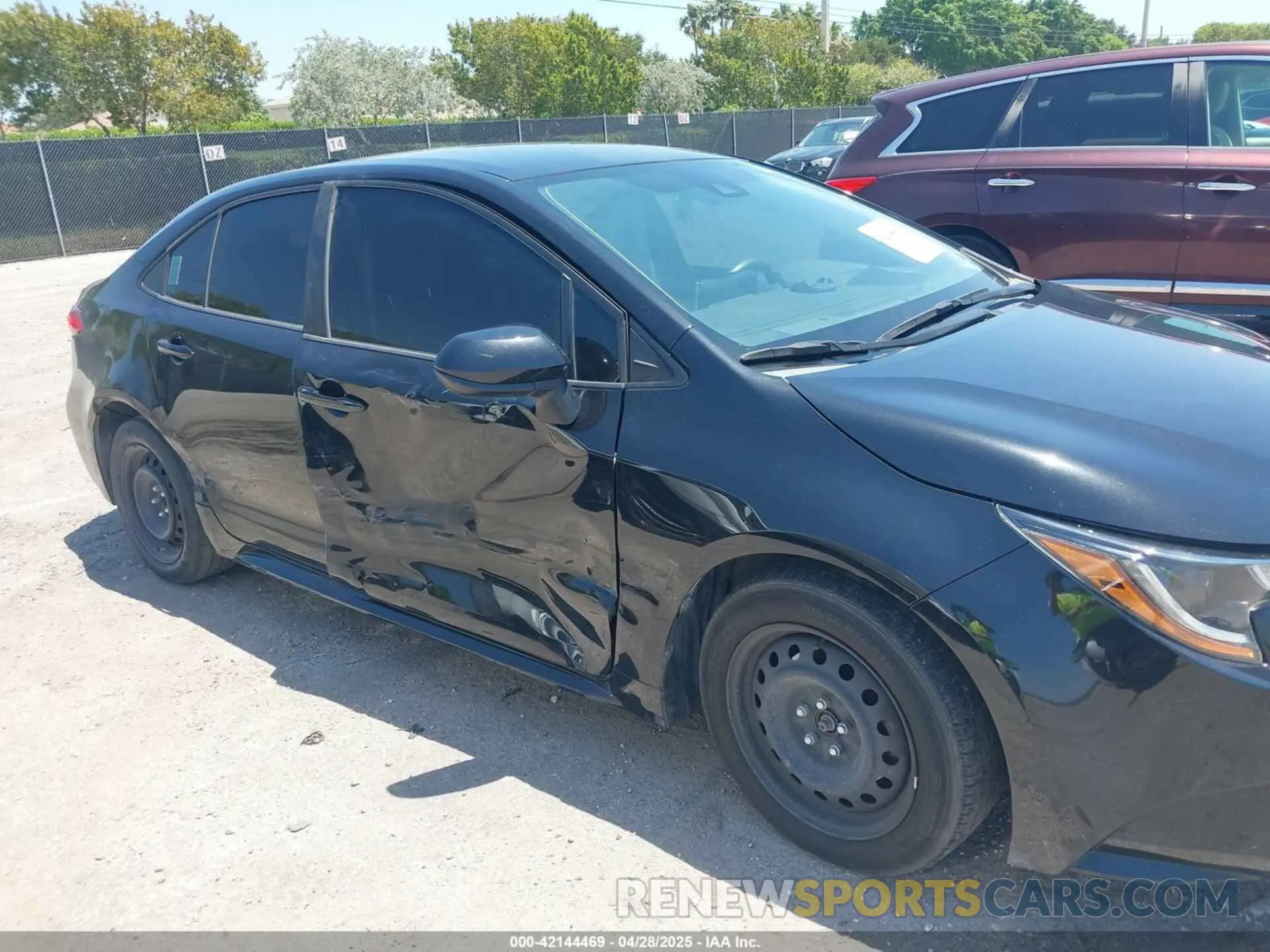 6 Photograph of a damaged car 5YFEPMAE4MP171641 TOYOTA COROLLA 2021