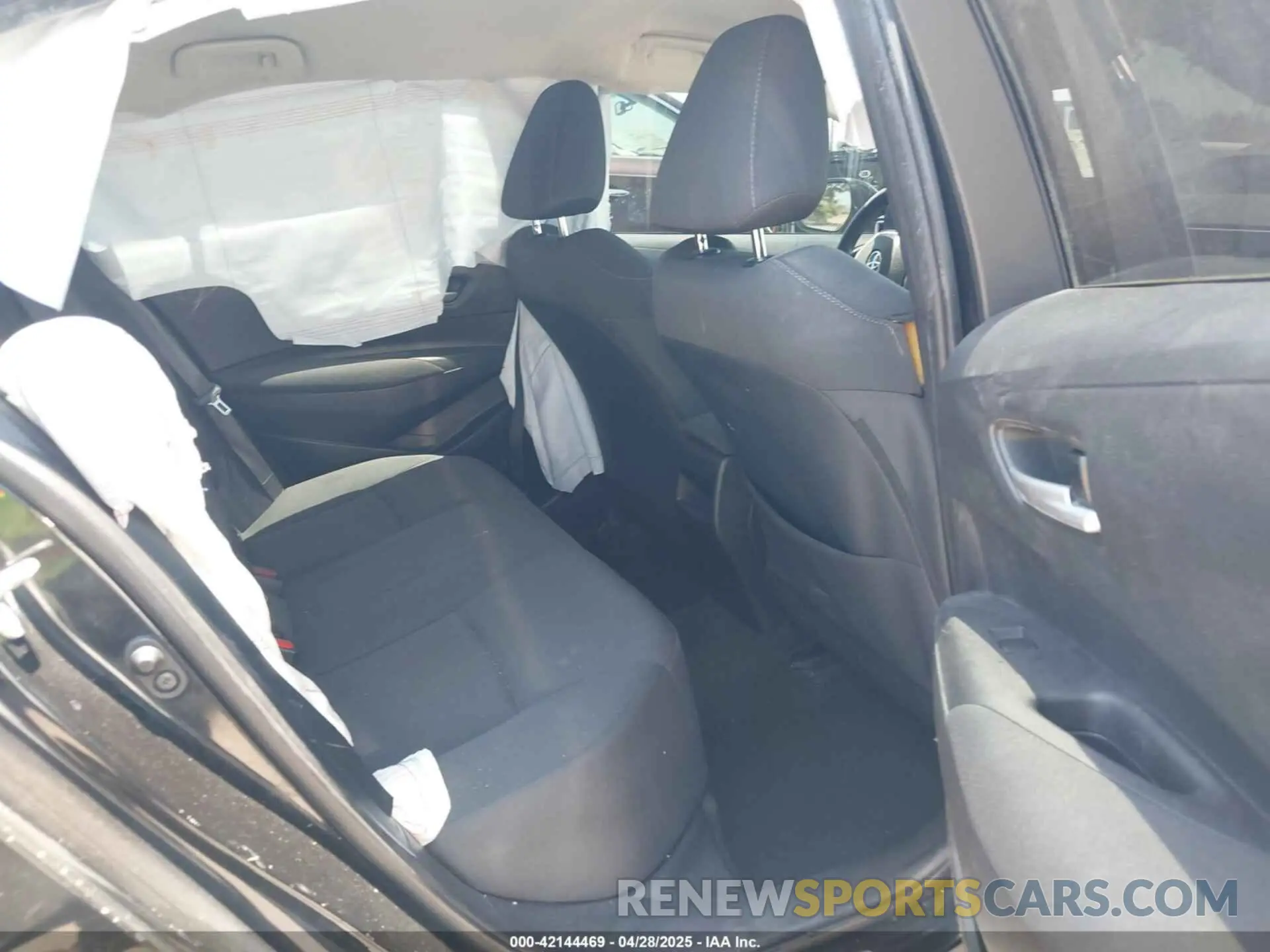 8 Photograph of a damaged car 5YFEPMAE4MP171641 TOYOTA COROLLA 2021