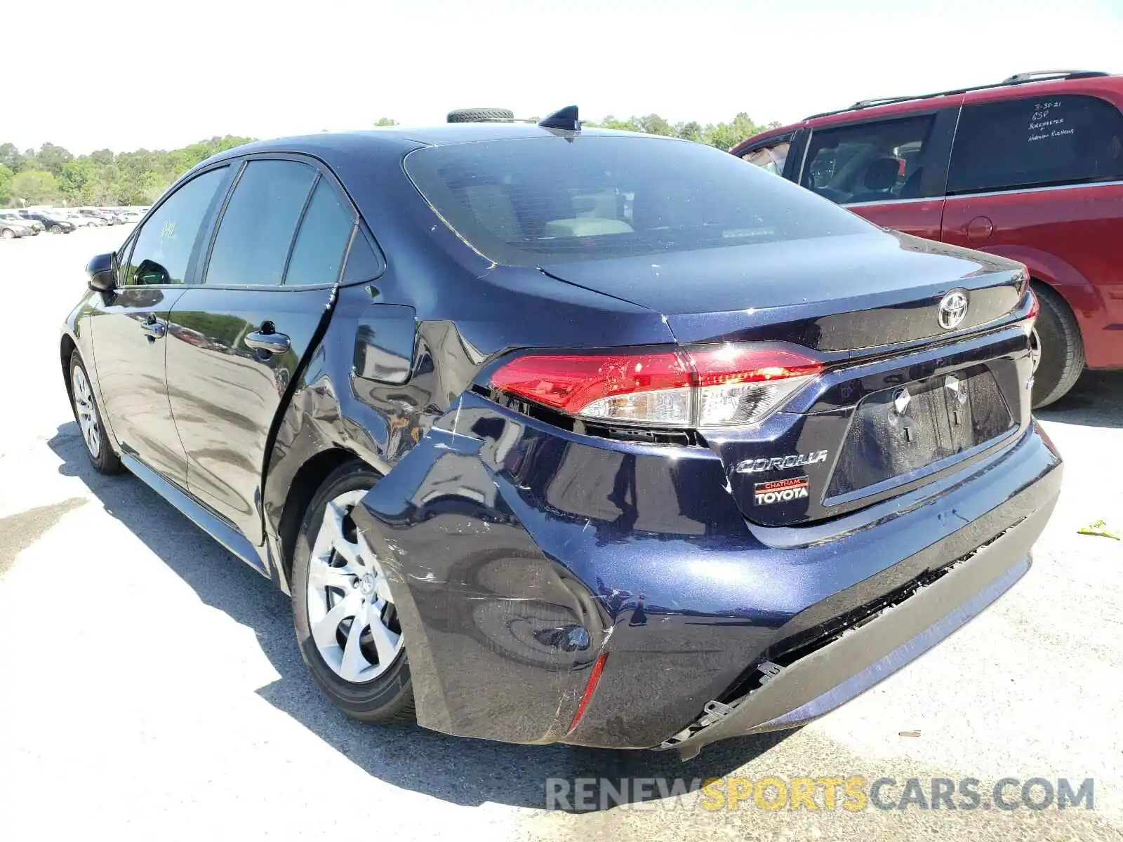 3 Photograph of a damaged car 5YFEPMAE4MP174006 TOYOTA COROLLA 2021