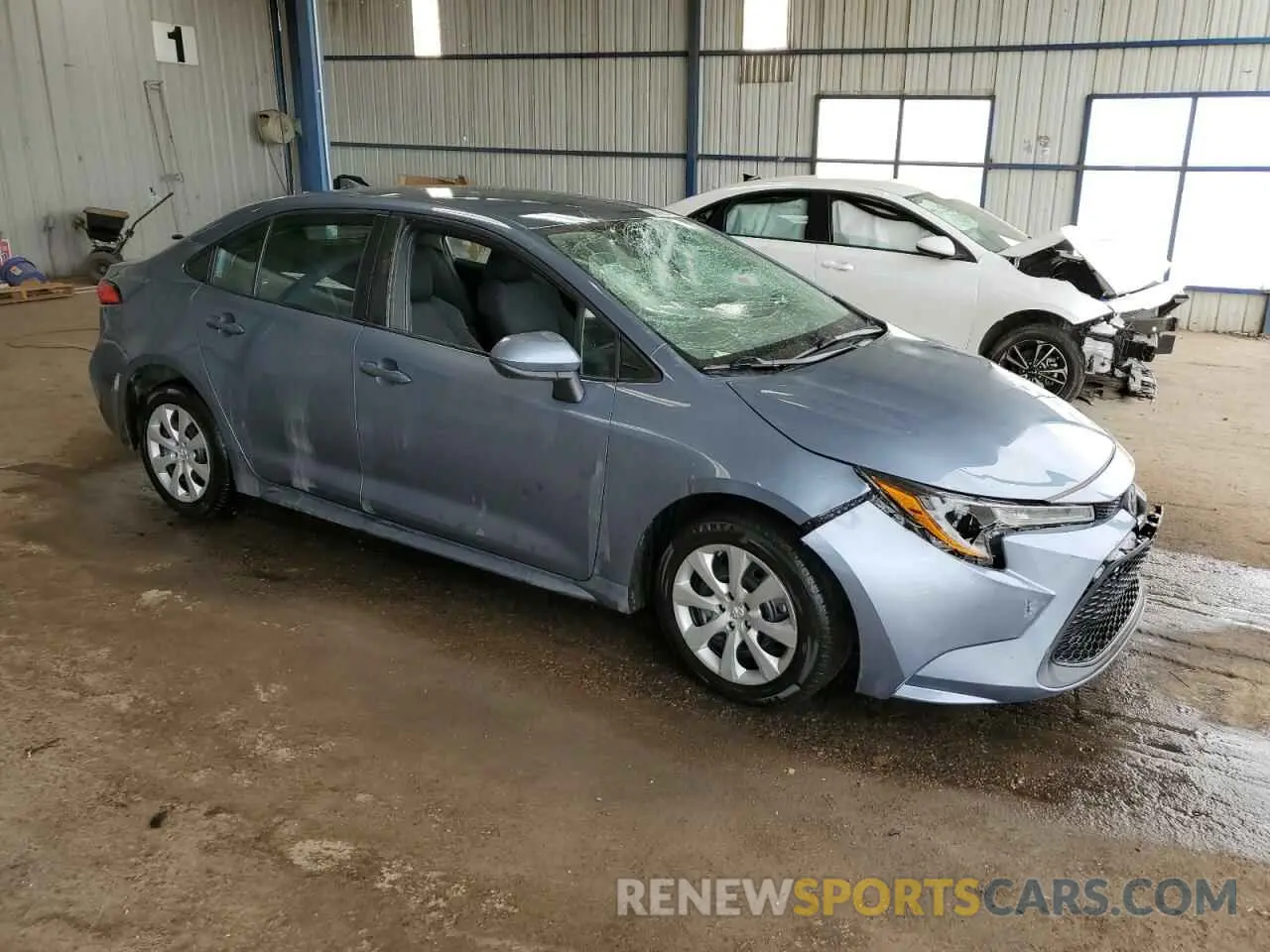 4 Photograph of a damaged car 5YFEPMAE4MP179416 TOYOTA COROLLA 2021