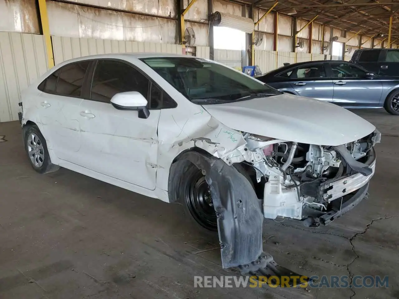 4 Photograph of a damaged car 5YFEPMAE4MP182655 TOYOTA COROLLA 2021