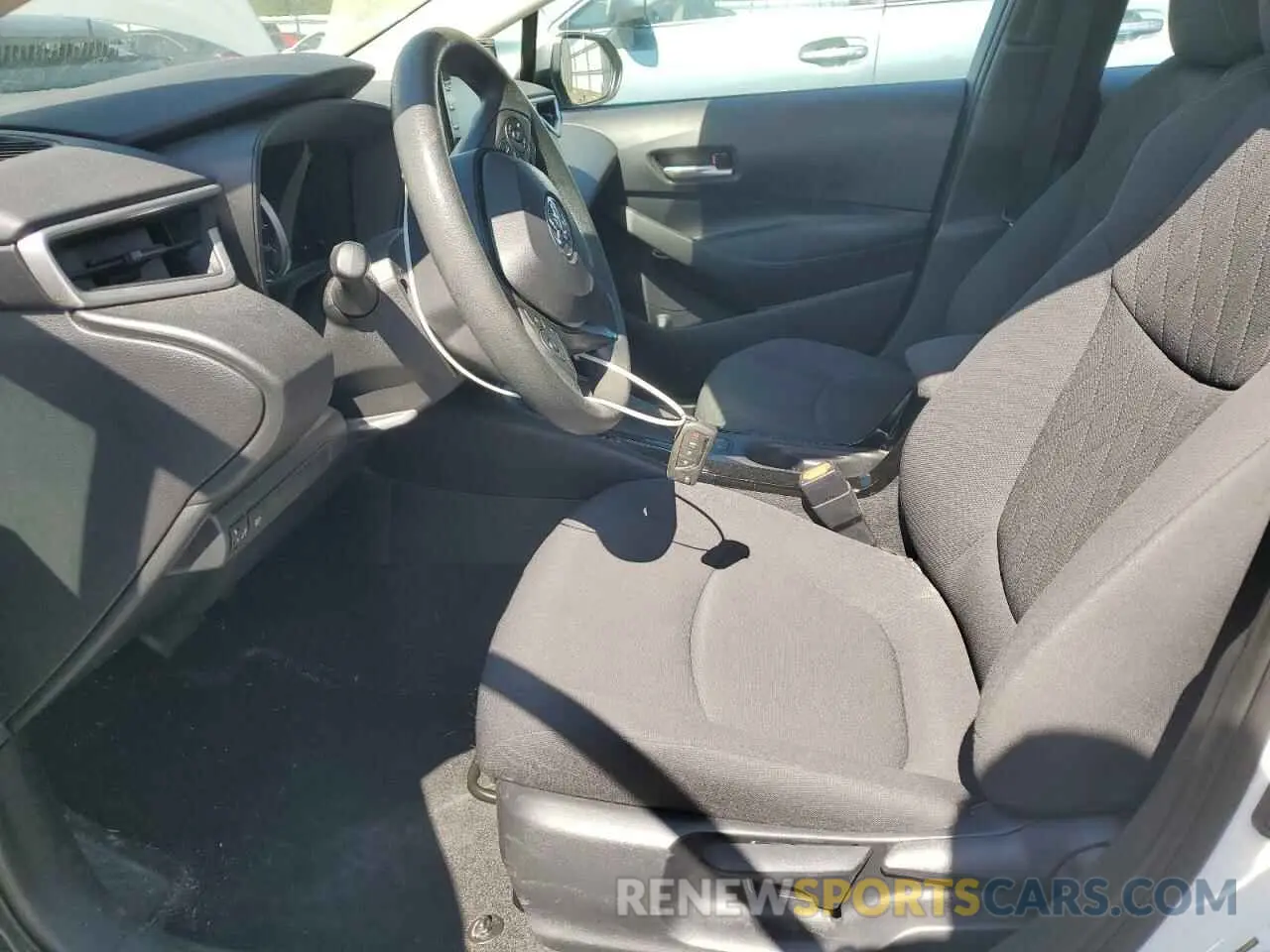 7 Photograph of a damaged car 5YFEPMAE4MP183479 TOYOTA COROLLA 2021