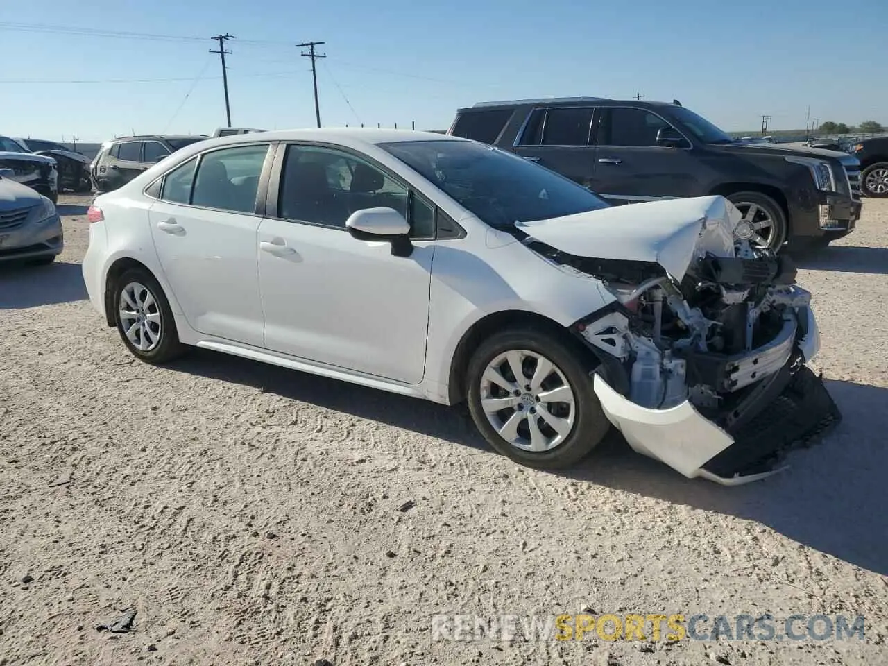 4 Photograph of a damaged car 5YFEPMAE4MP196376 TOYOTA COROLLA 2021